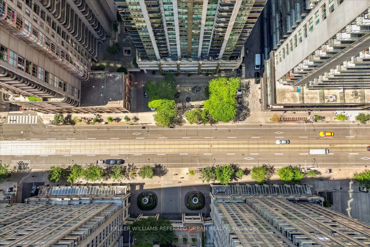 750 Bay Street, ##1911