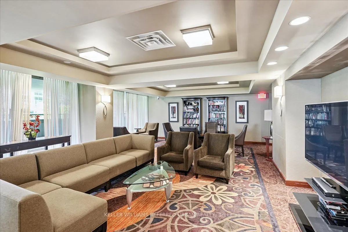 750 Bay Street, ##1911