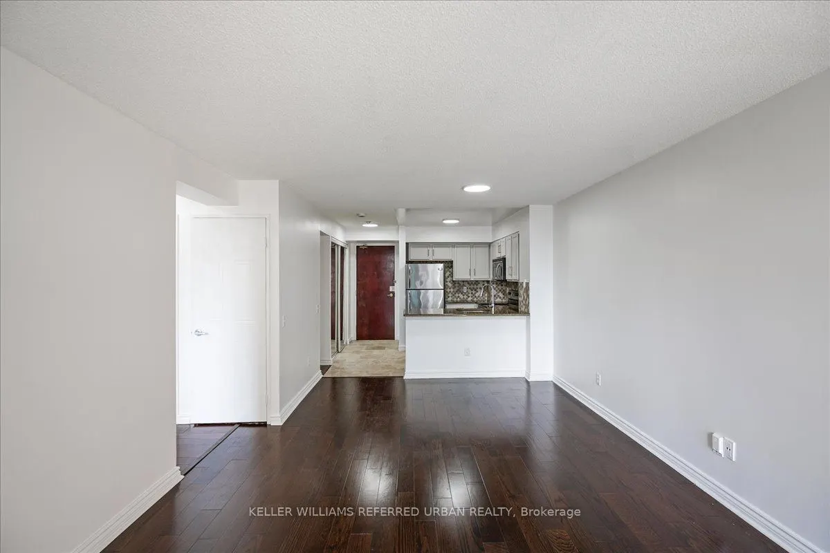 750 Bay Street, ##1911
