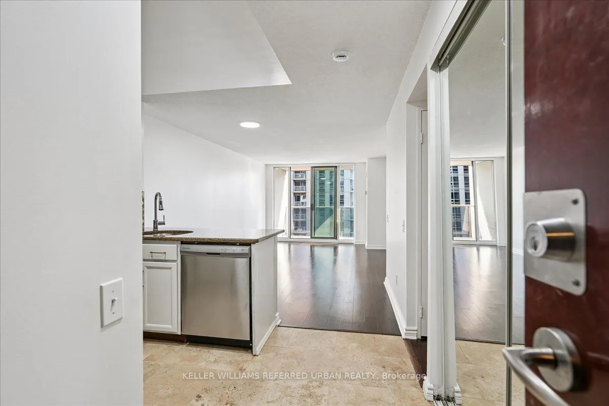 750 Bay Street, ##1911