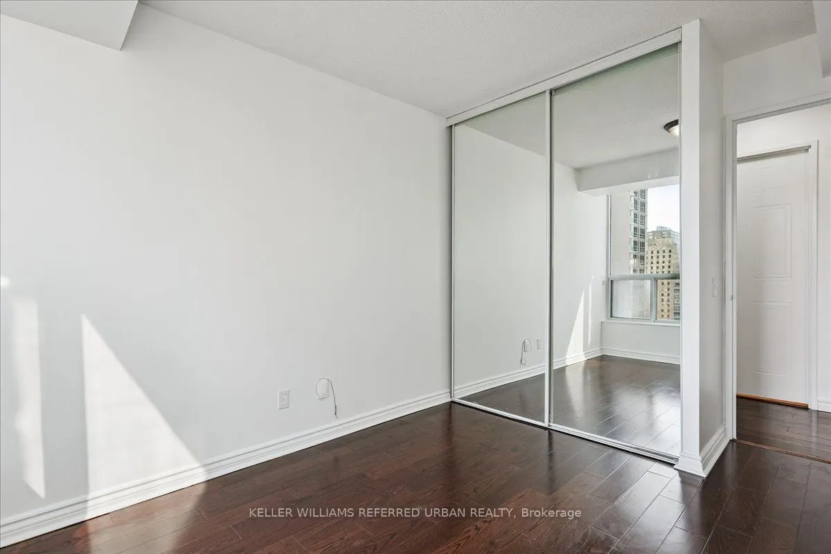750 Bay Street, ##1911