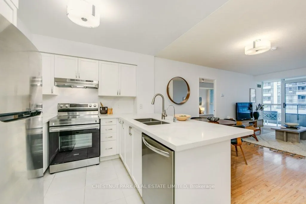 23 Hollywood Avenue, #307