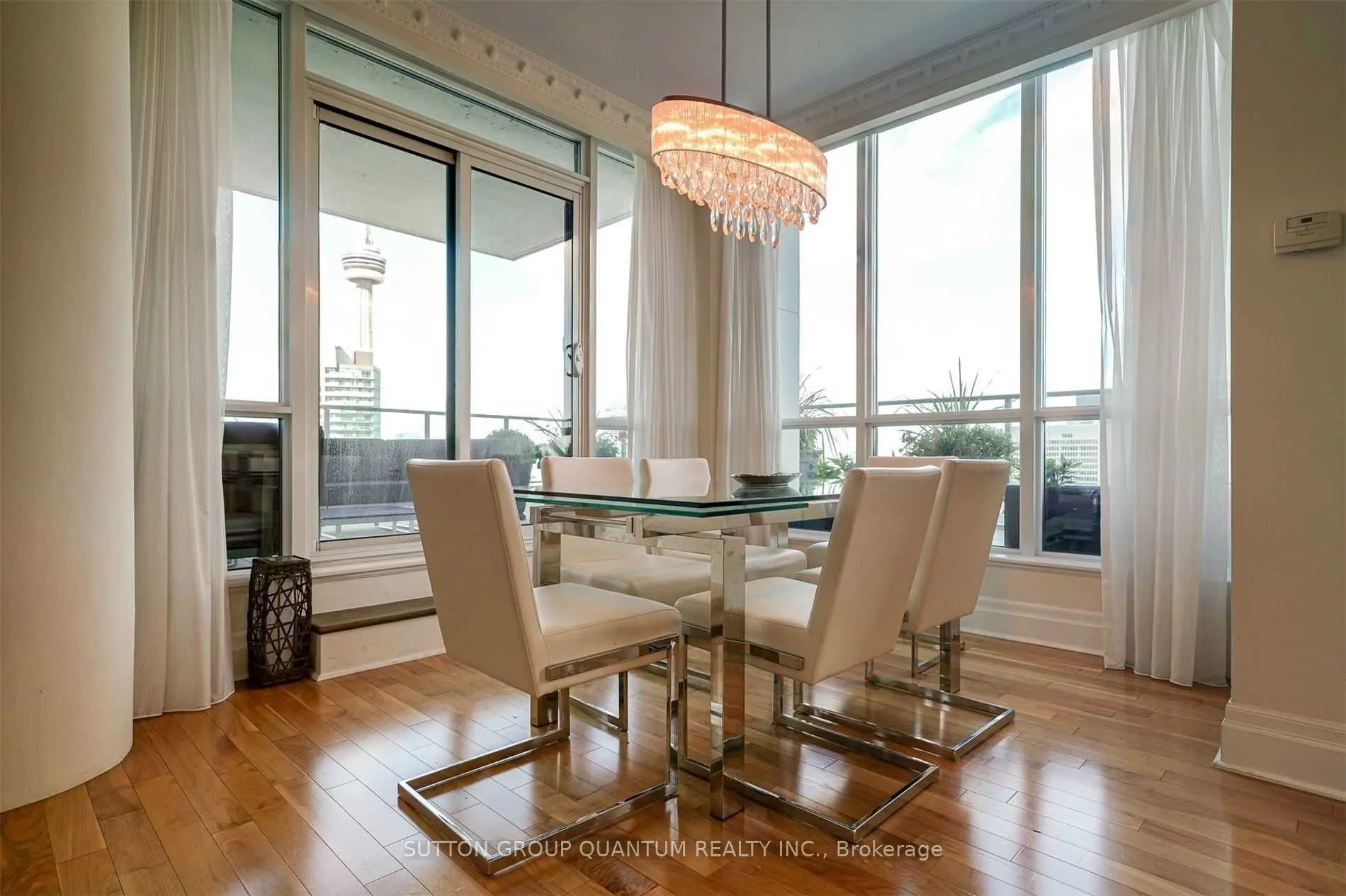 16 Harbour Street, #4902