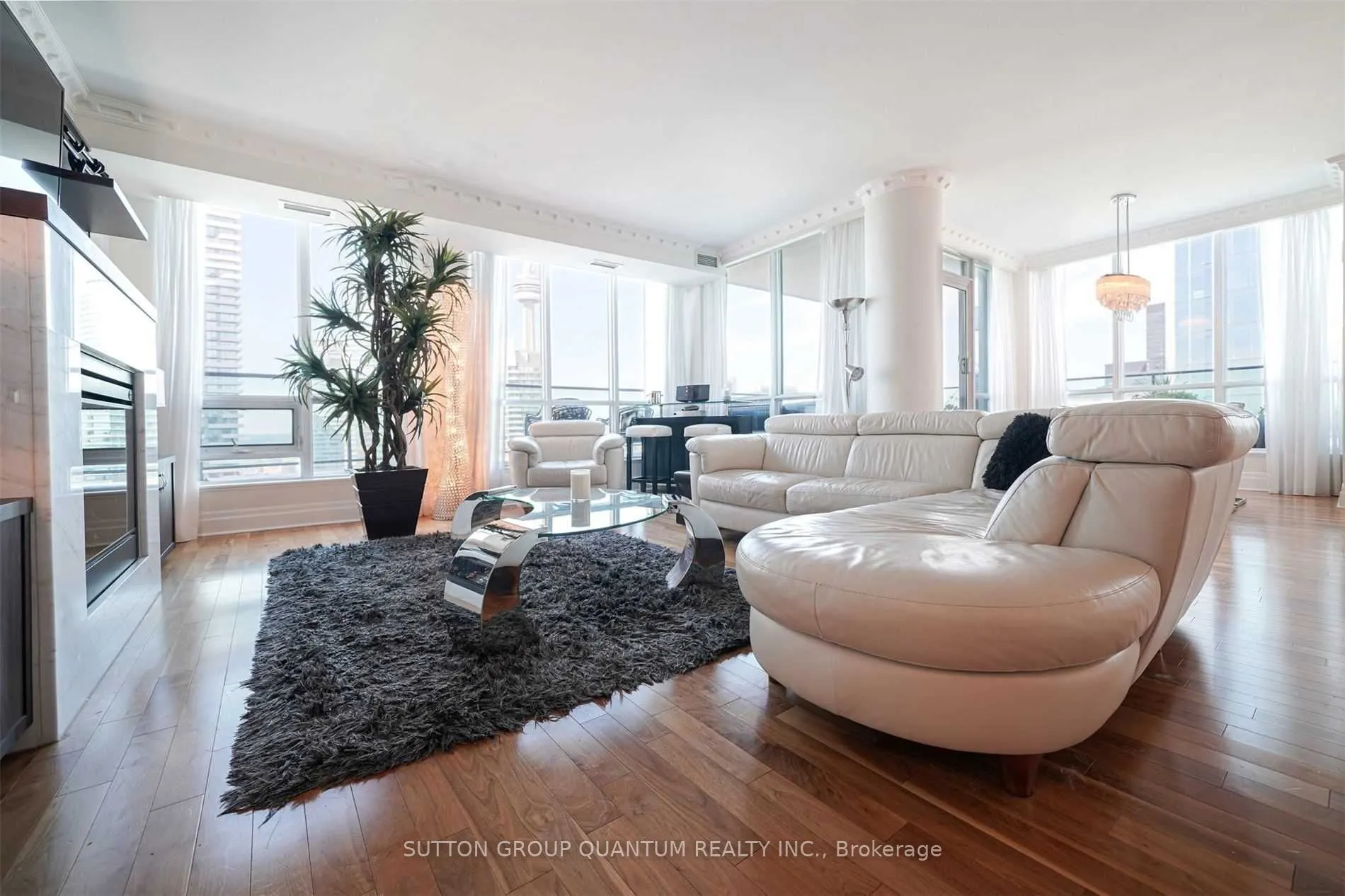 16 Harbour Street, #4902