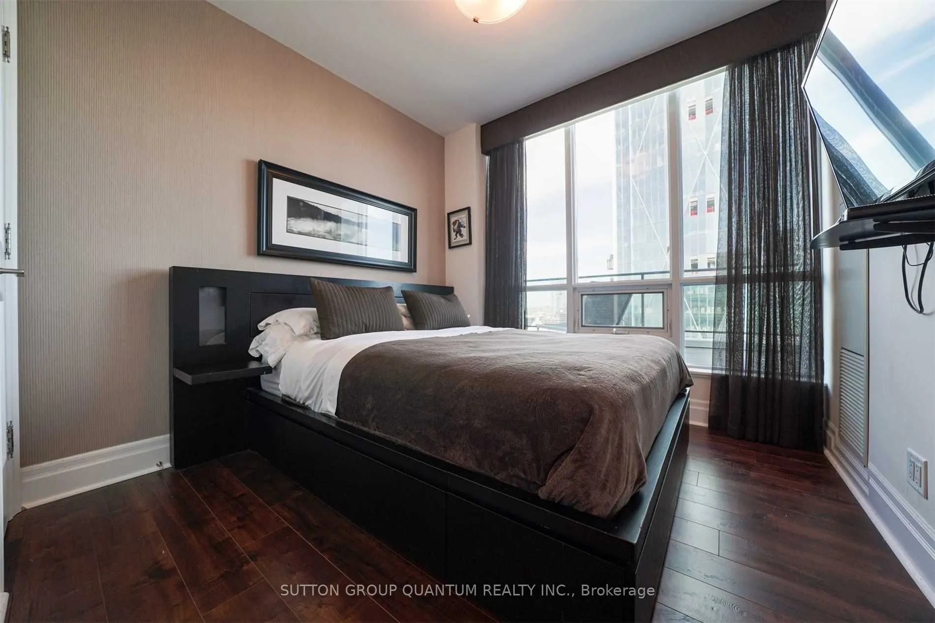 16 Harbour Street, #4902