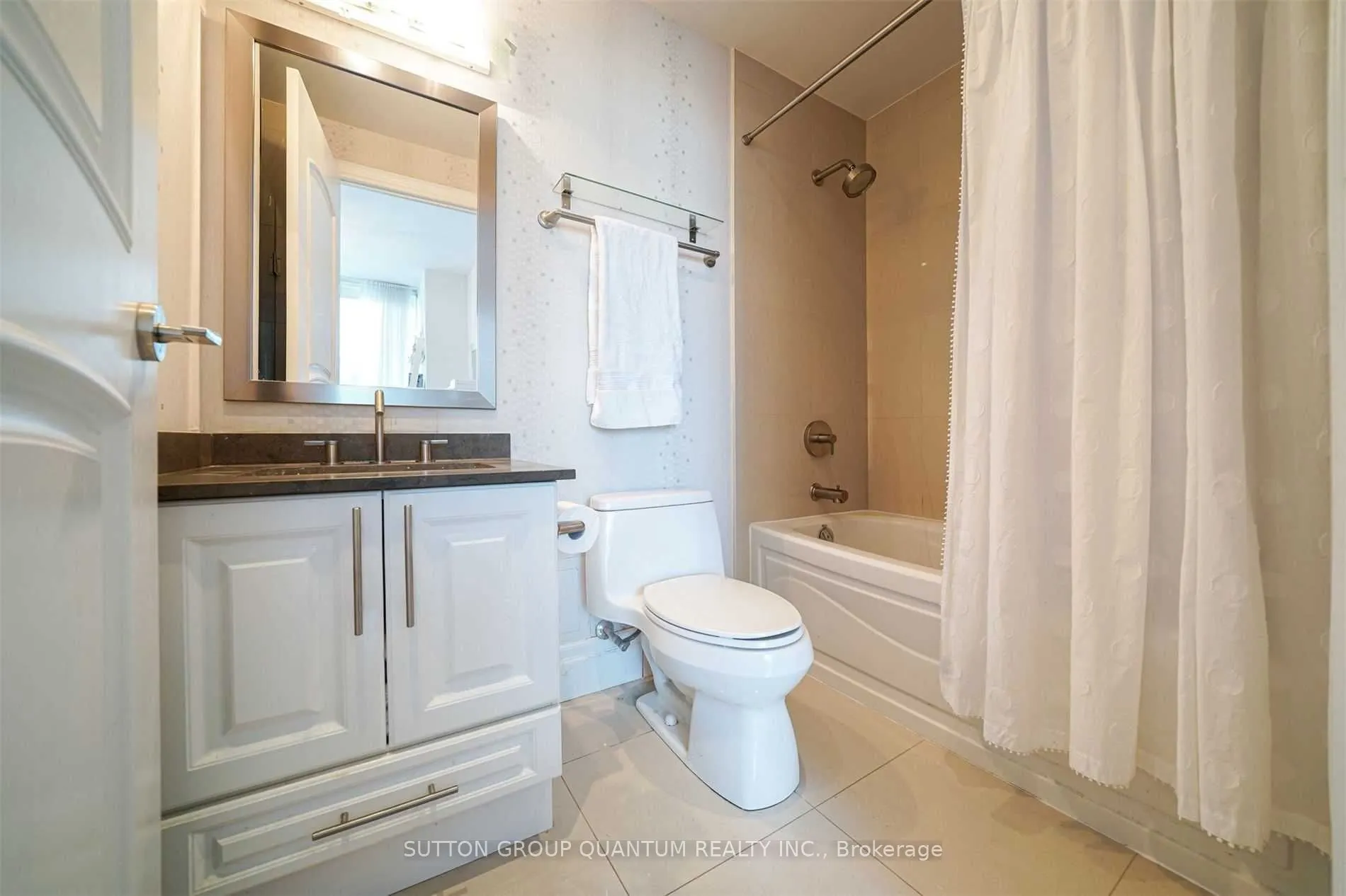 16 Harbour Street, #4902