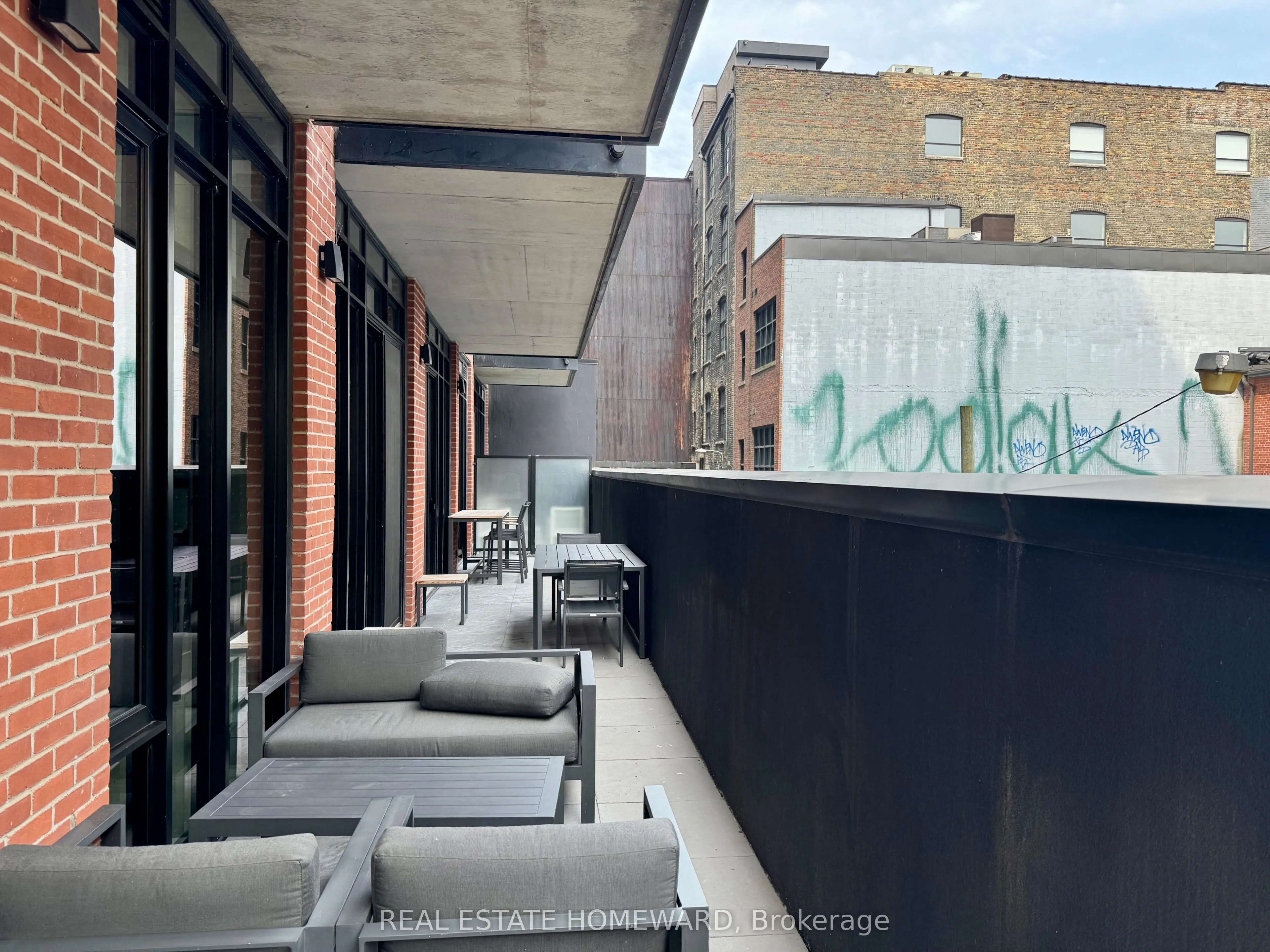 608 Richmond Street W, #501