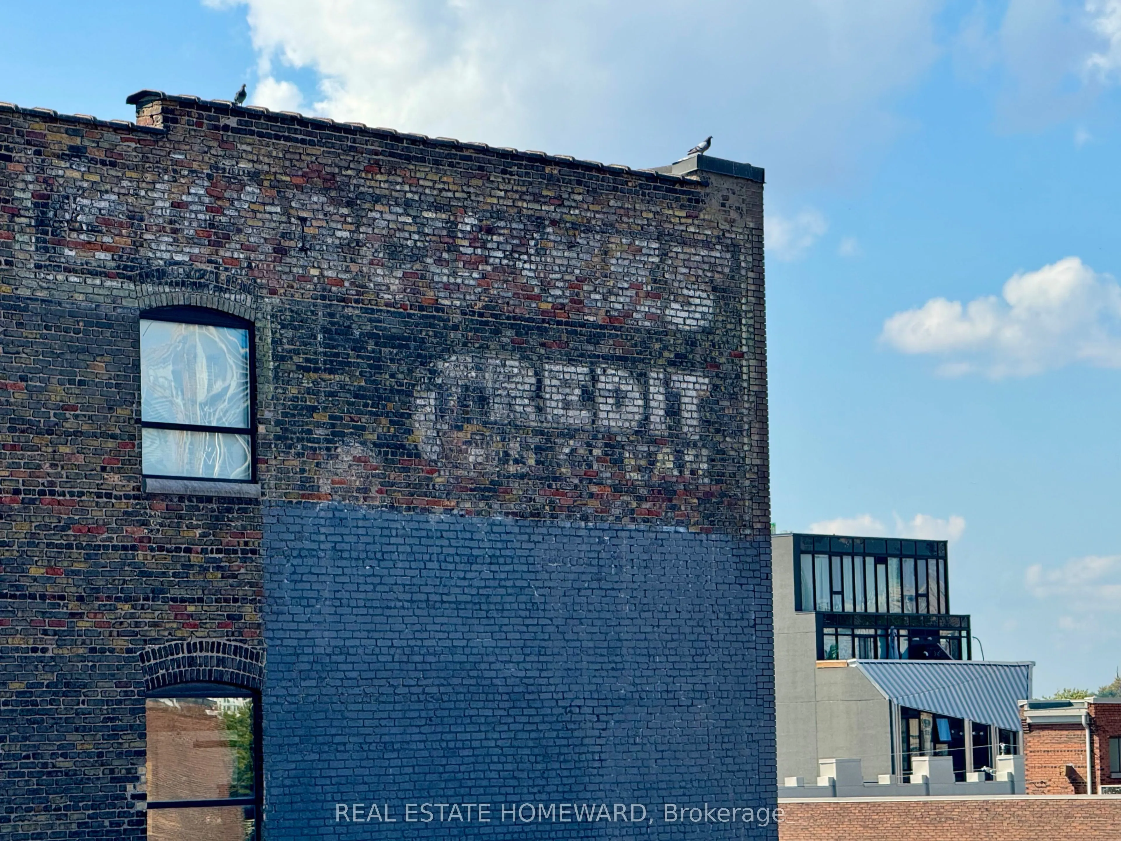 608 Richmond Street W, #501