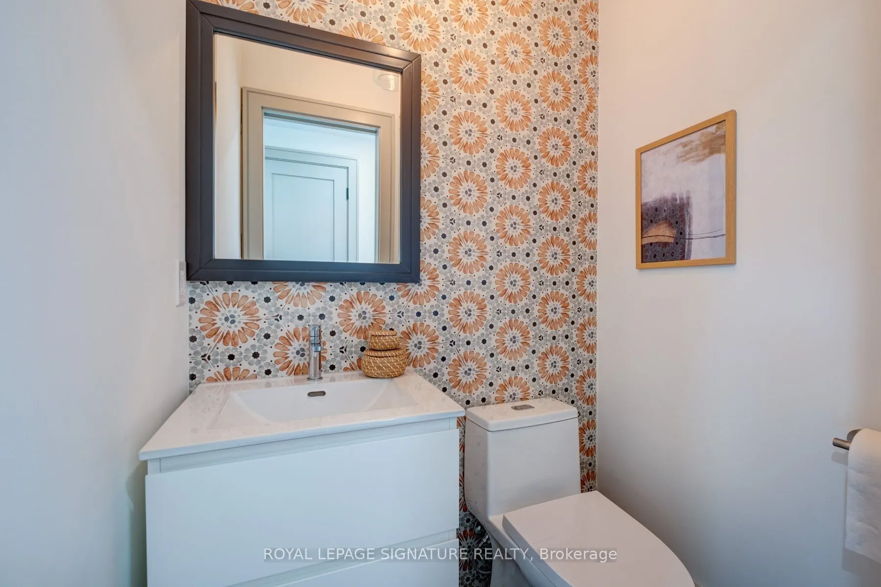 6 Macnaughton Road