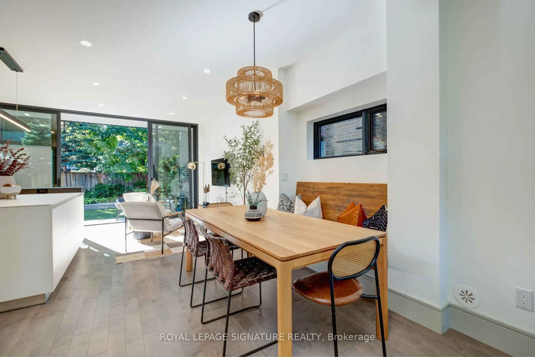 6 Macnaughton Road