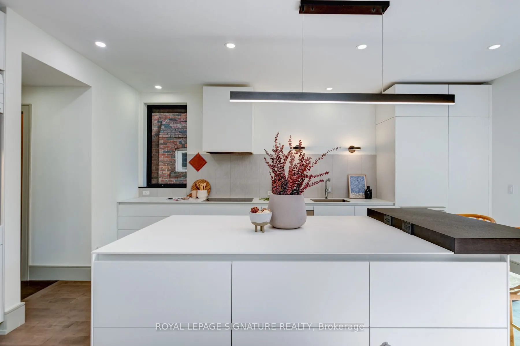 6 Macnaughton Road