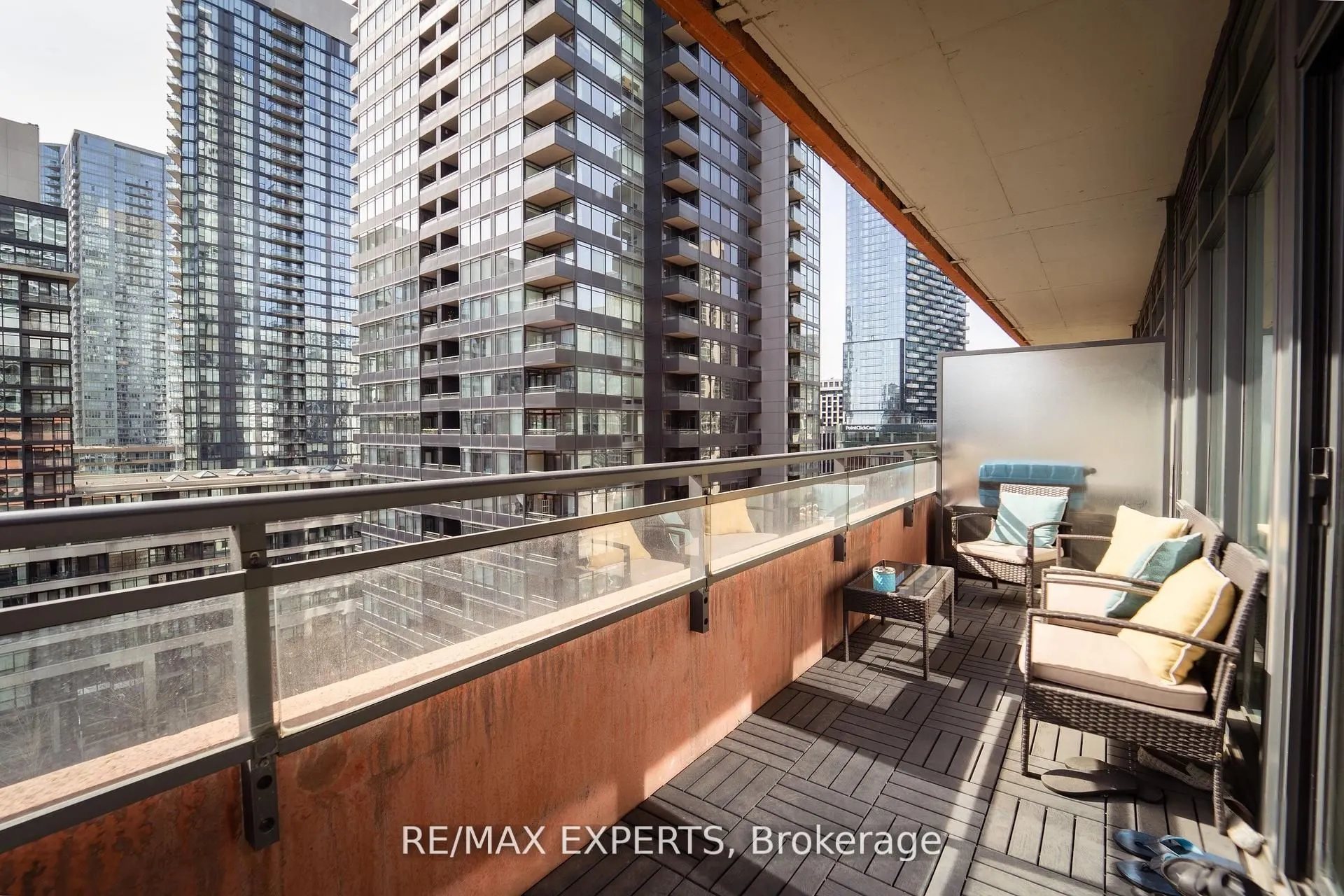 4K Spadina Avenue, #1223