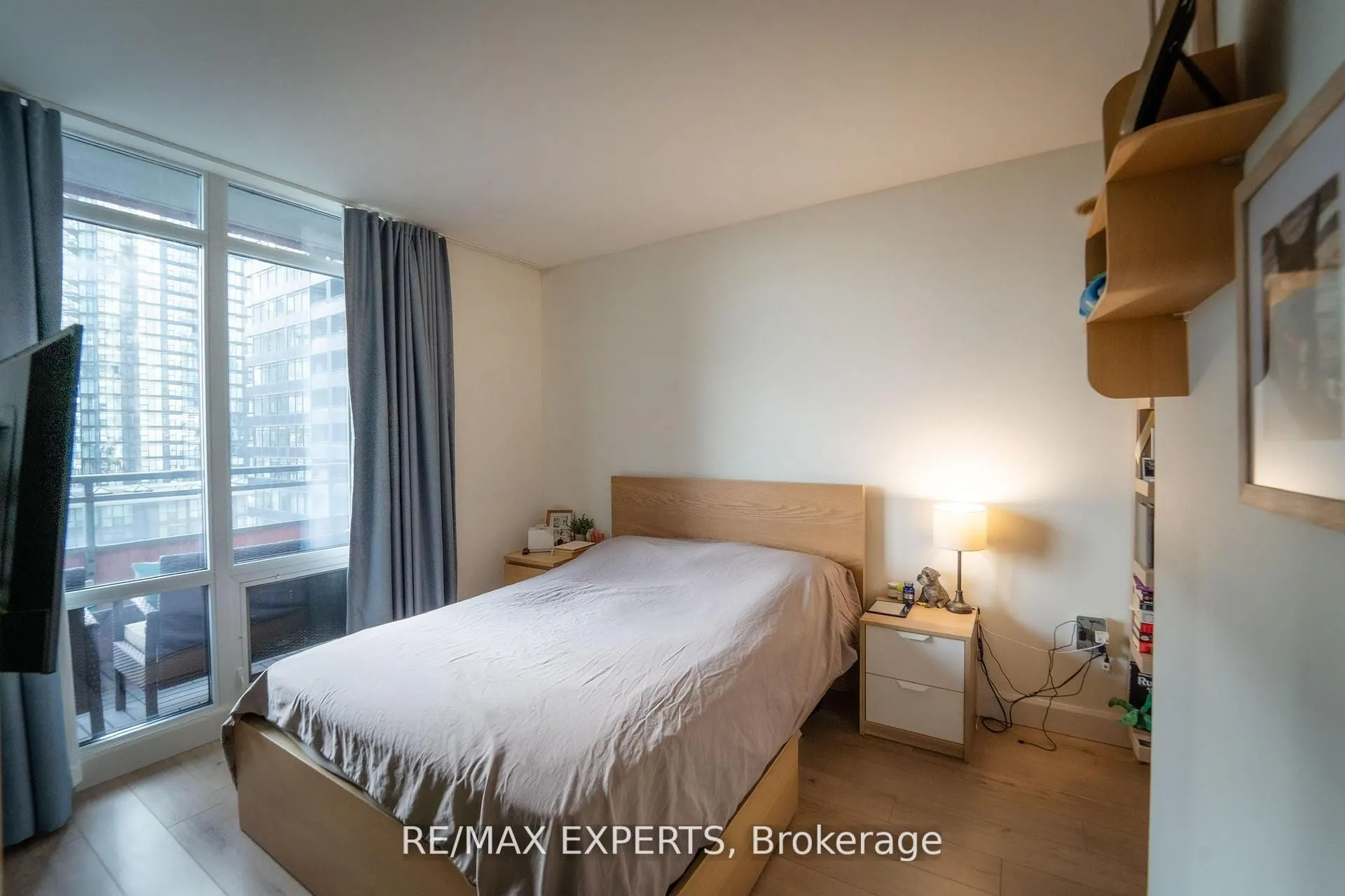 4K Spadina Avenue, #1223