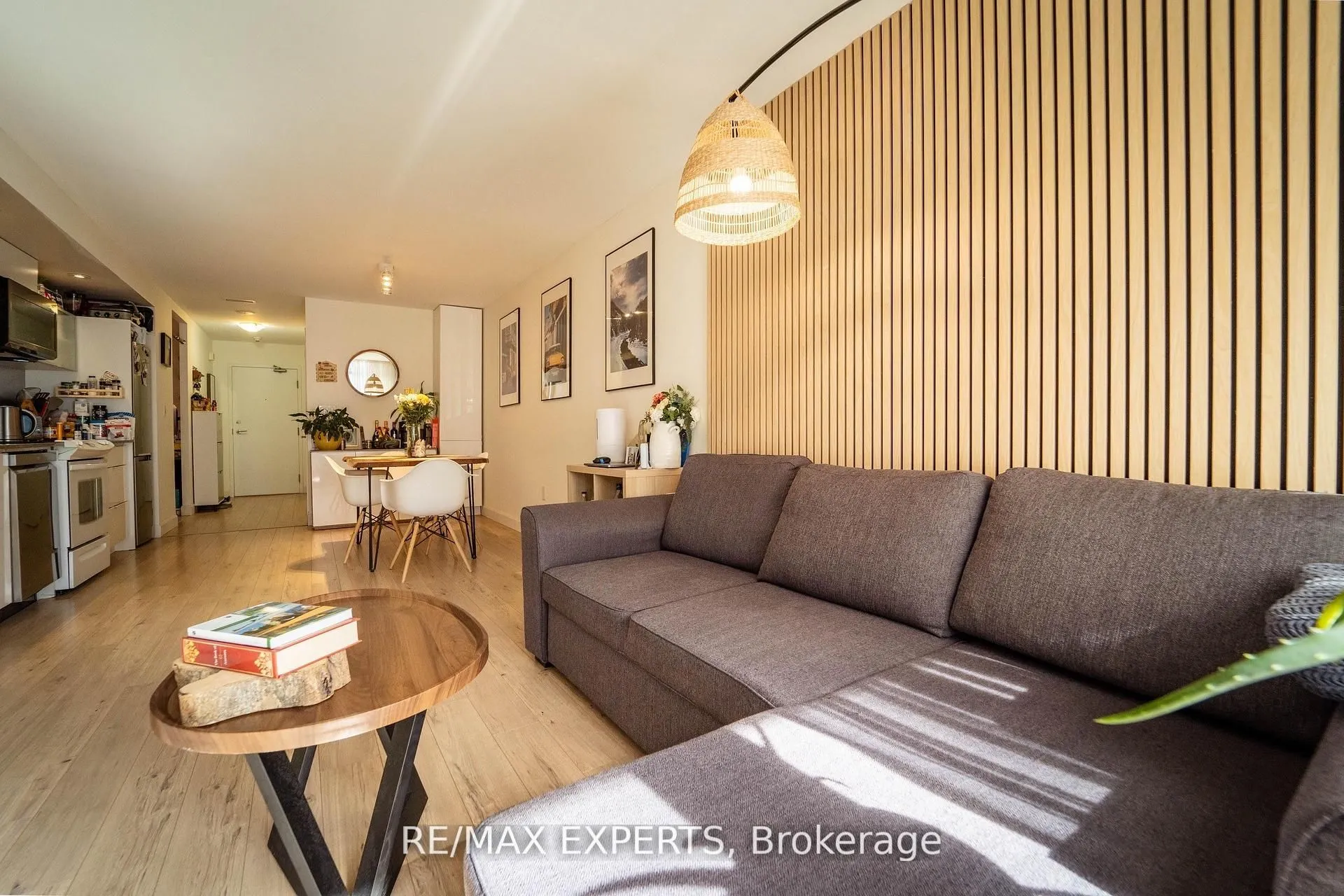4K Spadina Avenue, #1223