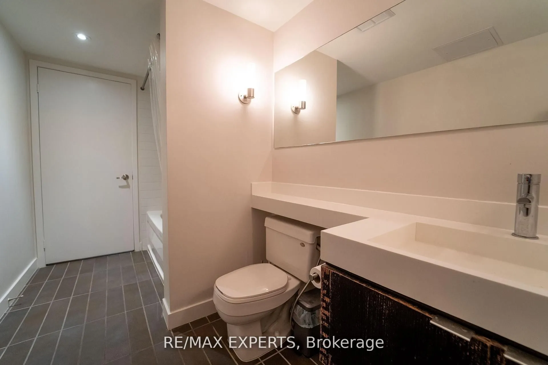 4K Spadina Avenue, #1223