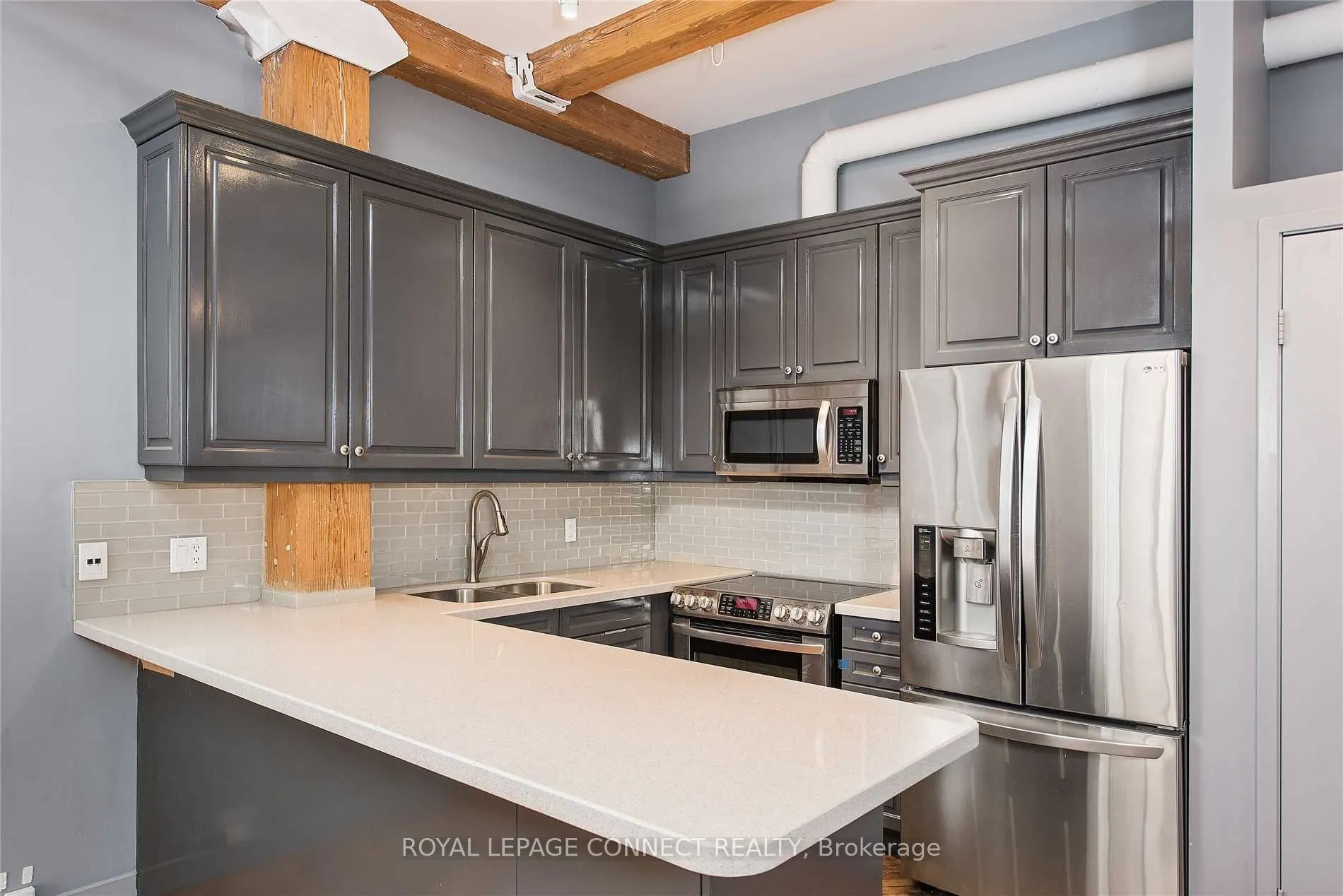 90 Sherbourne Street, #305