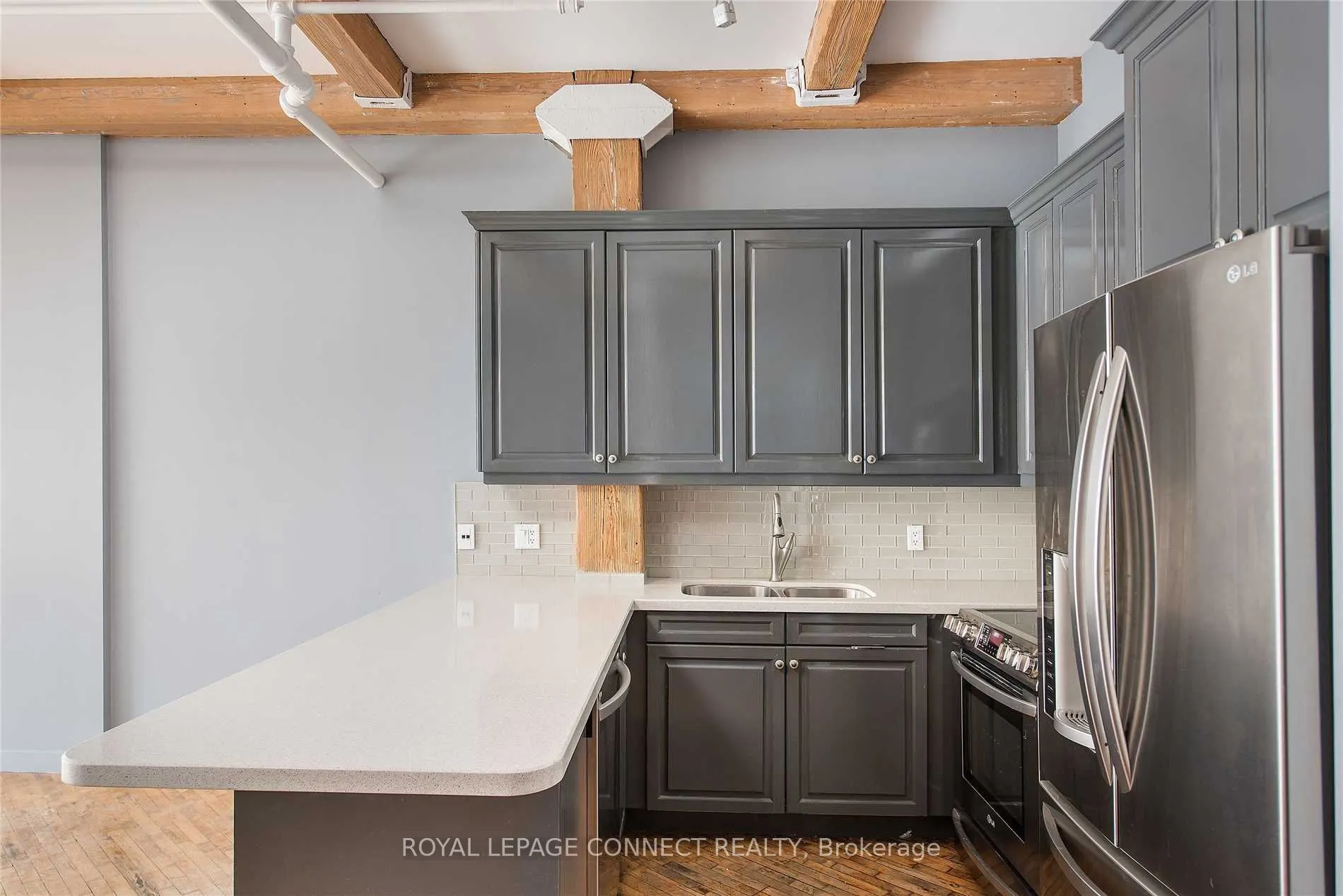 90 Sherbourne Street, #305