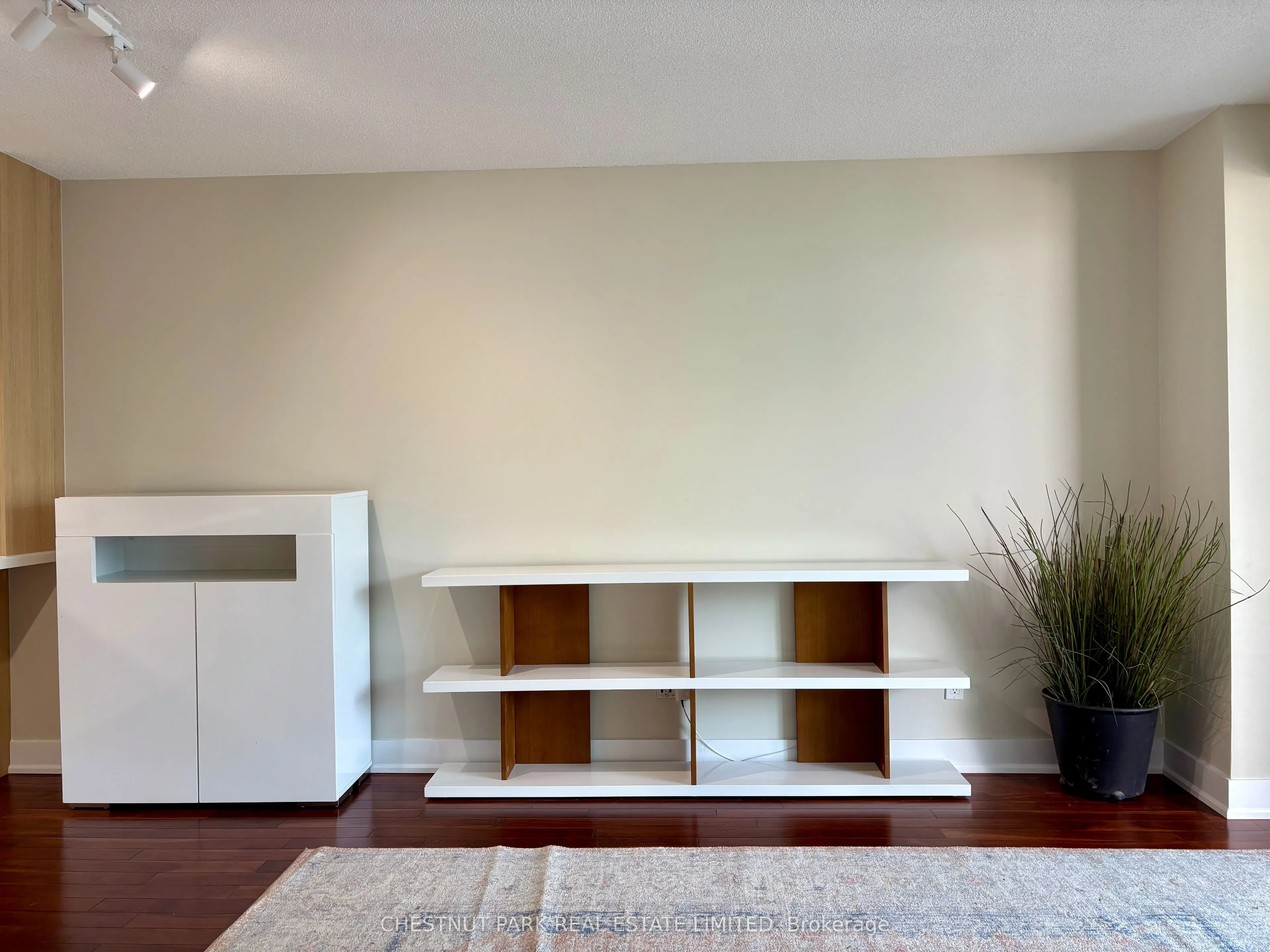 750 Bay Street, #2706