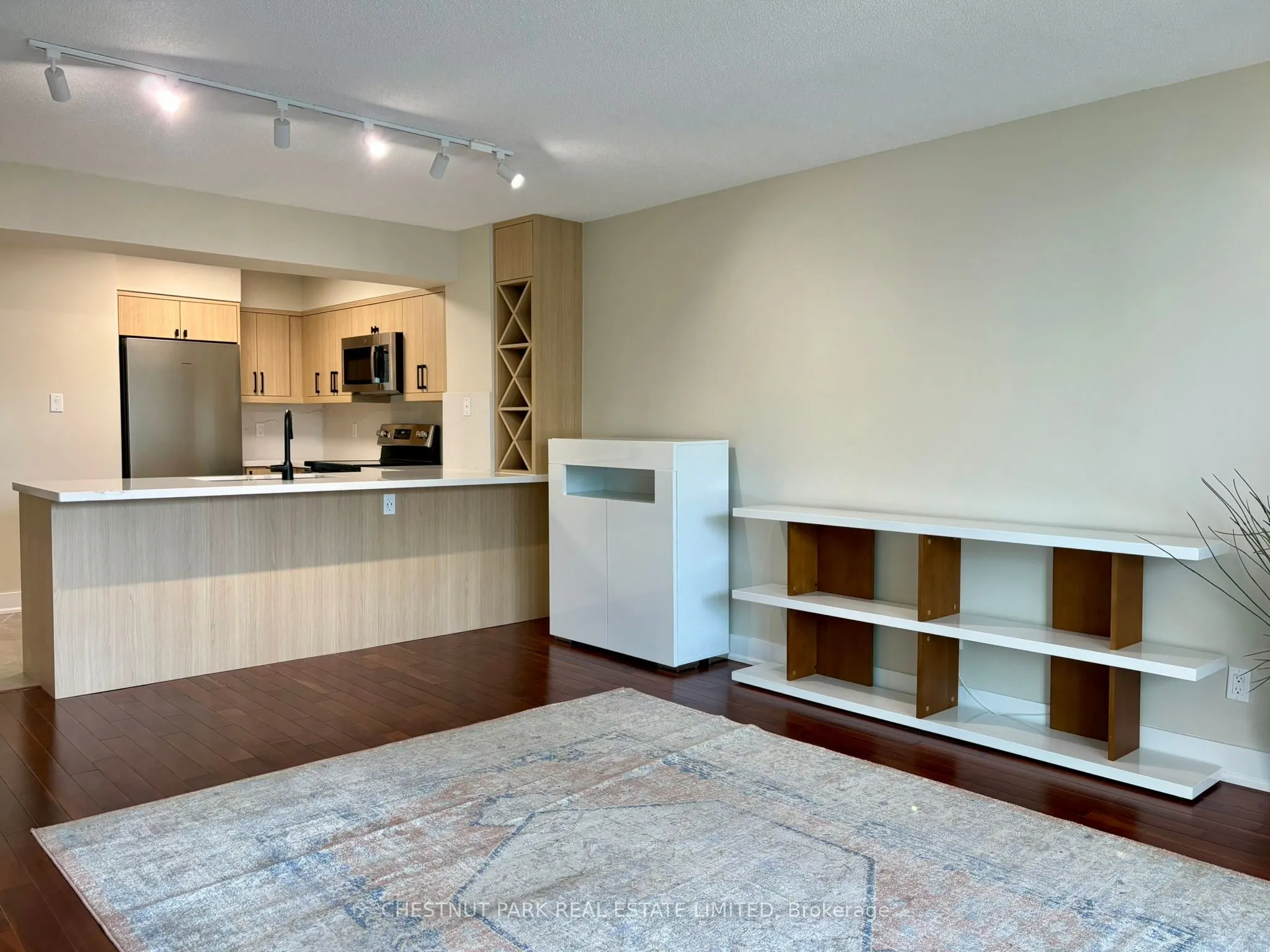 750 Bay Street, #2706