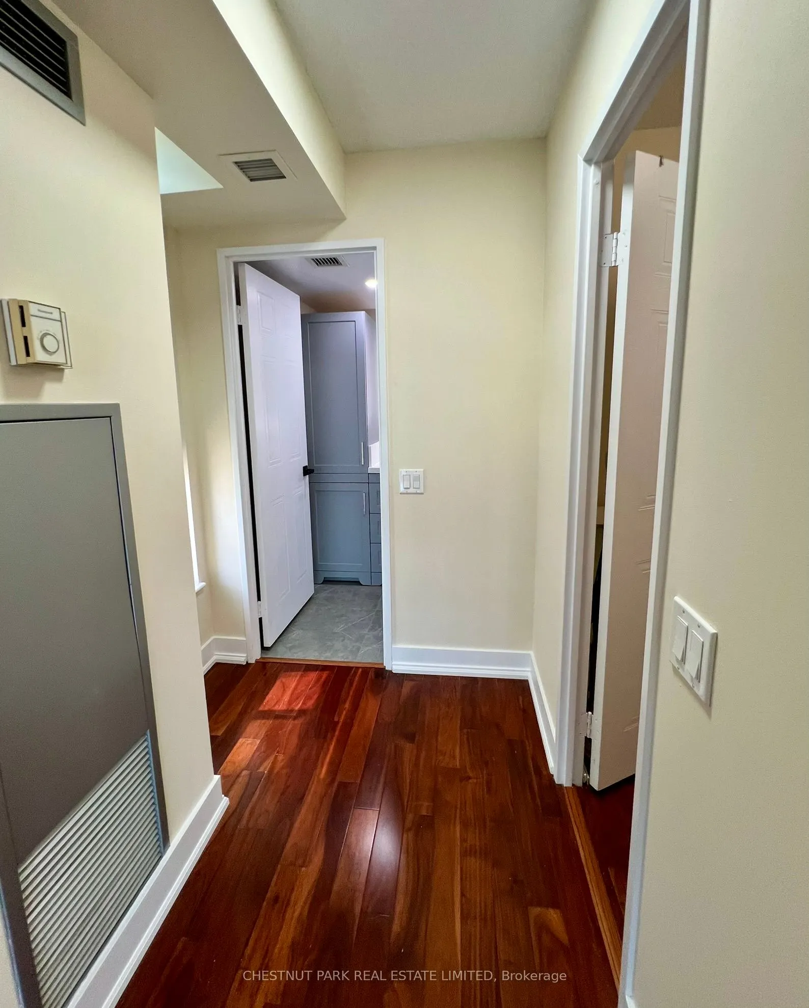 750 Bay Street, #2706