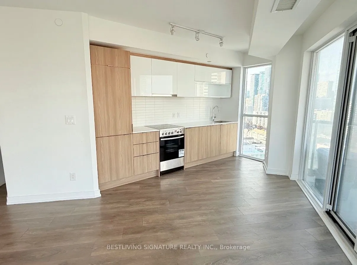 159 Wellesley Street E, #2703