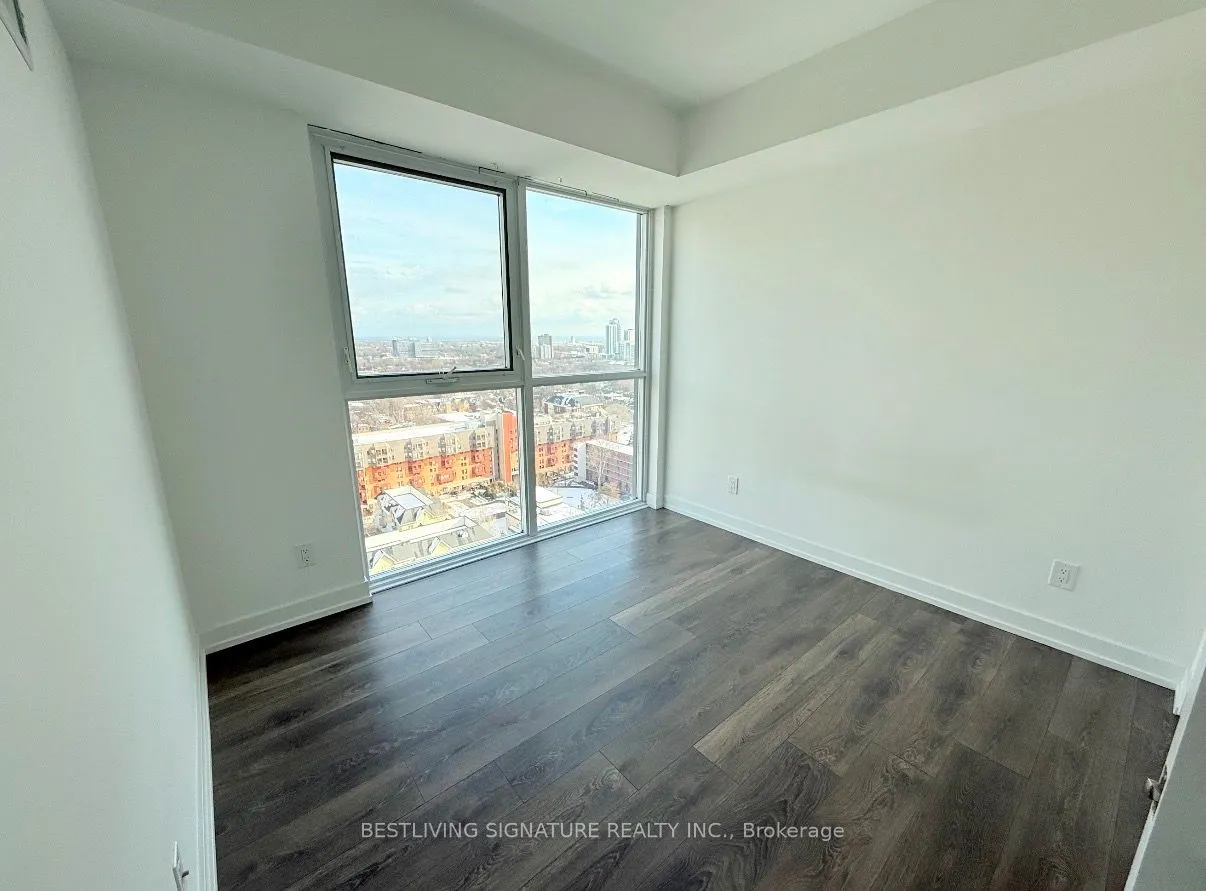 159 Wellesley Street E, #2703