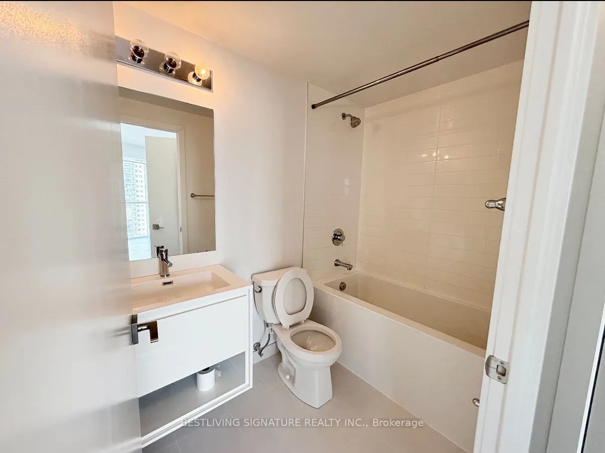159 Wellesley Street E, #2703