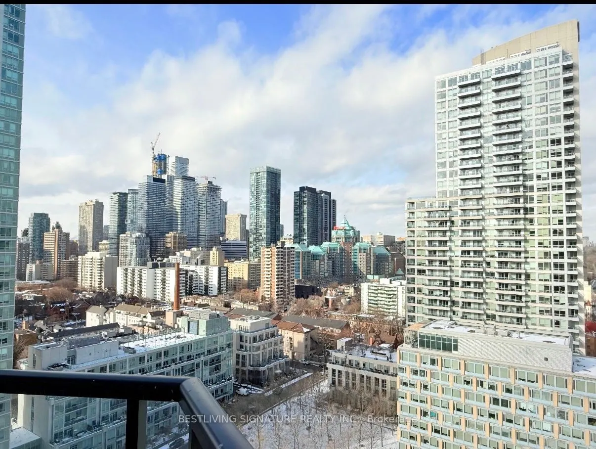 159 Wellesley Street E, #2703