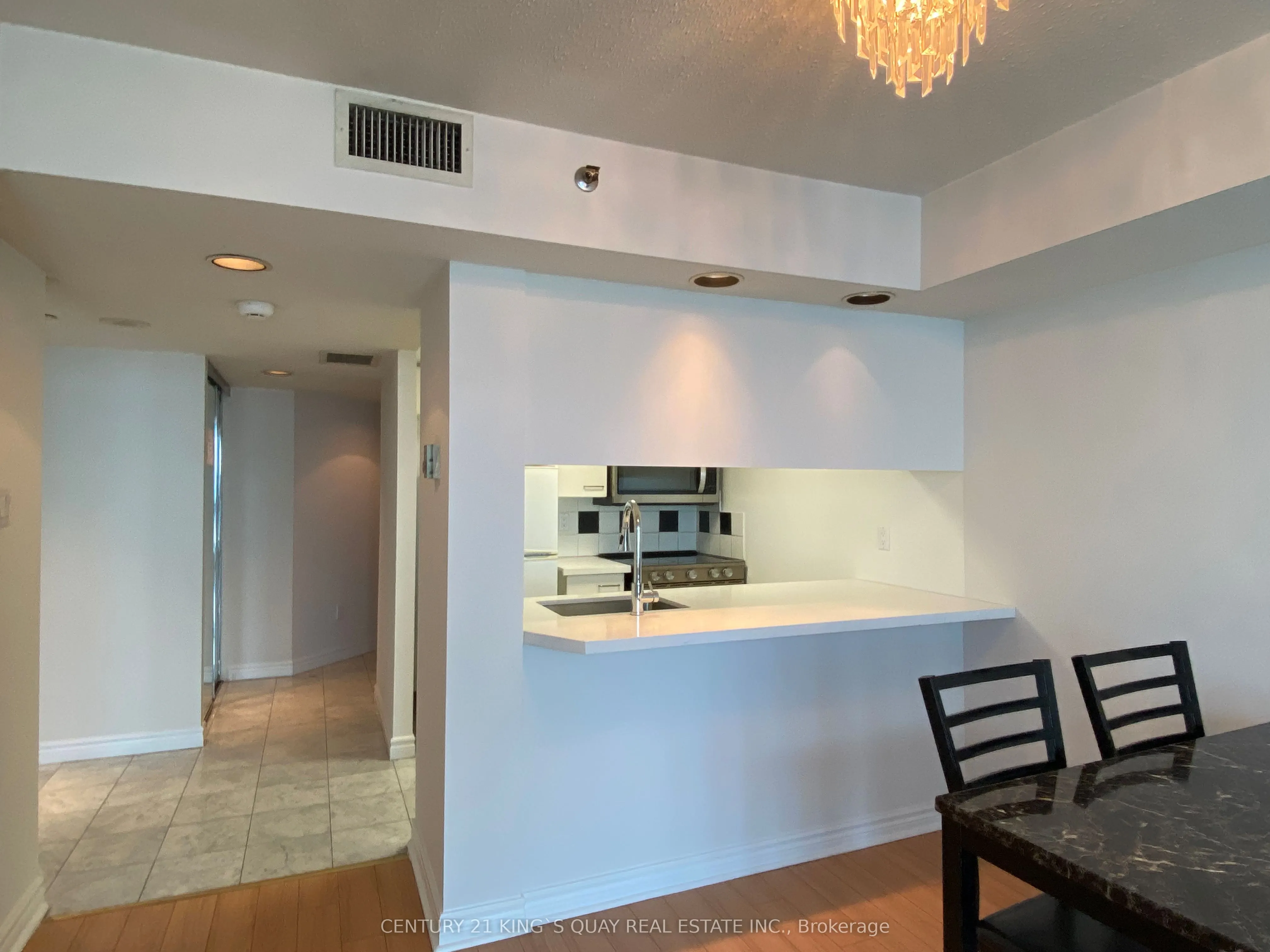 38 Elm Street, #3006