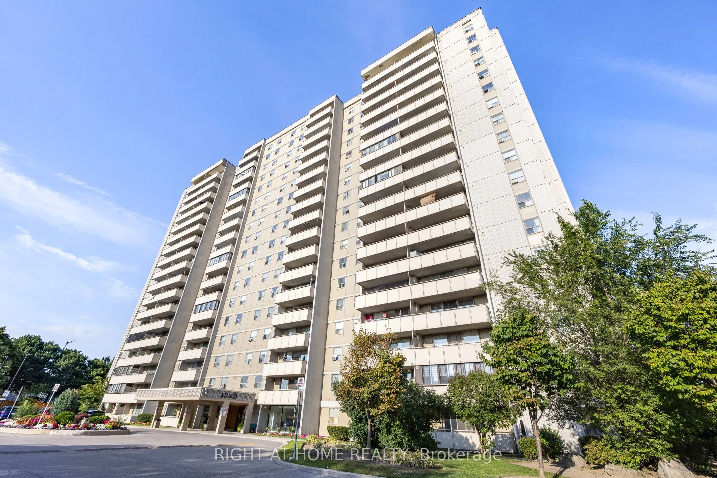 1338 York Mills Road, #1610