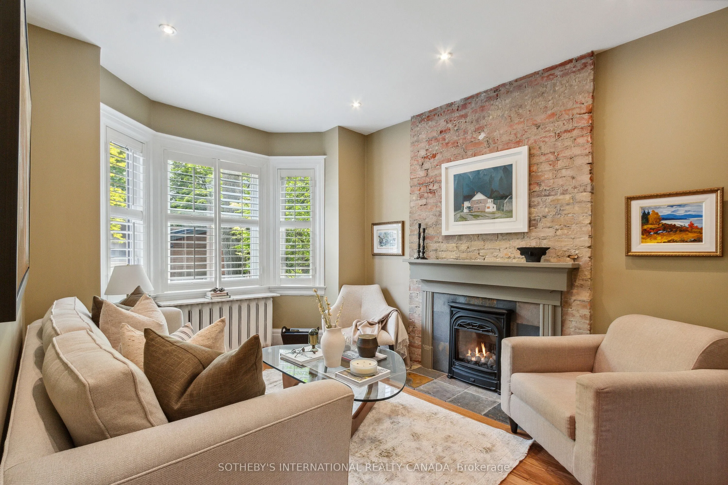 52 Nina Street
