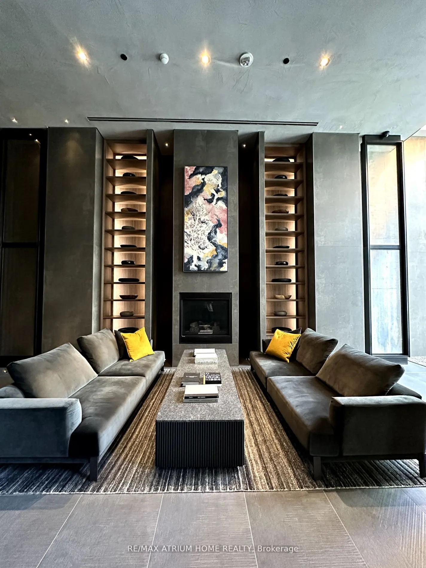 55 Charles Street E, #3707
