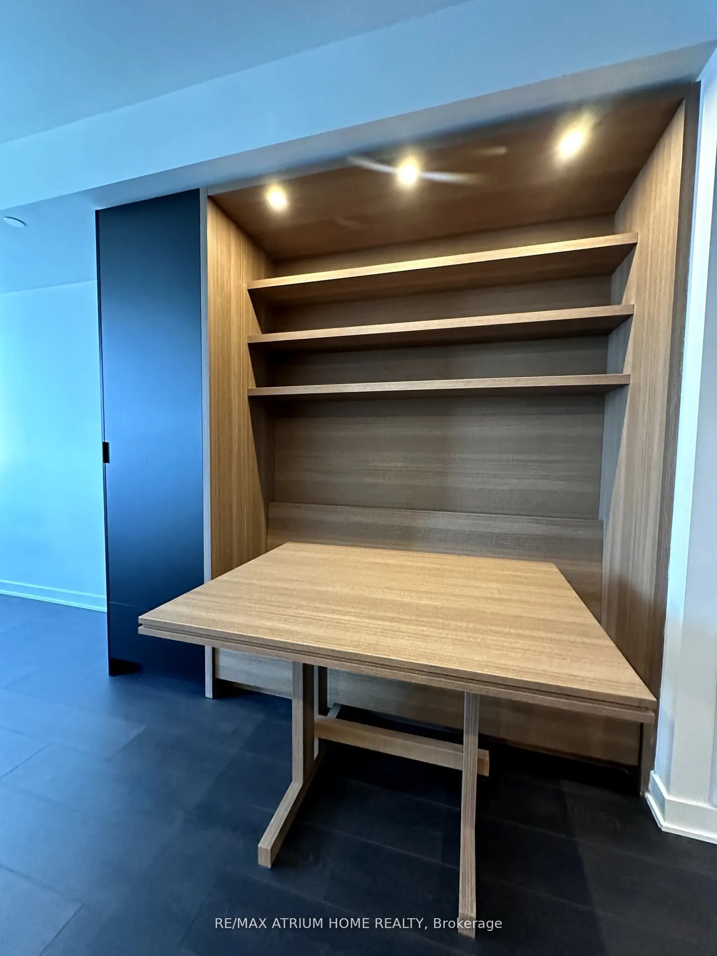 55 Charles Street E, #3707