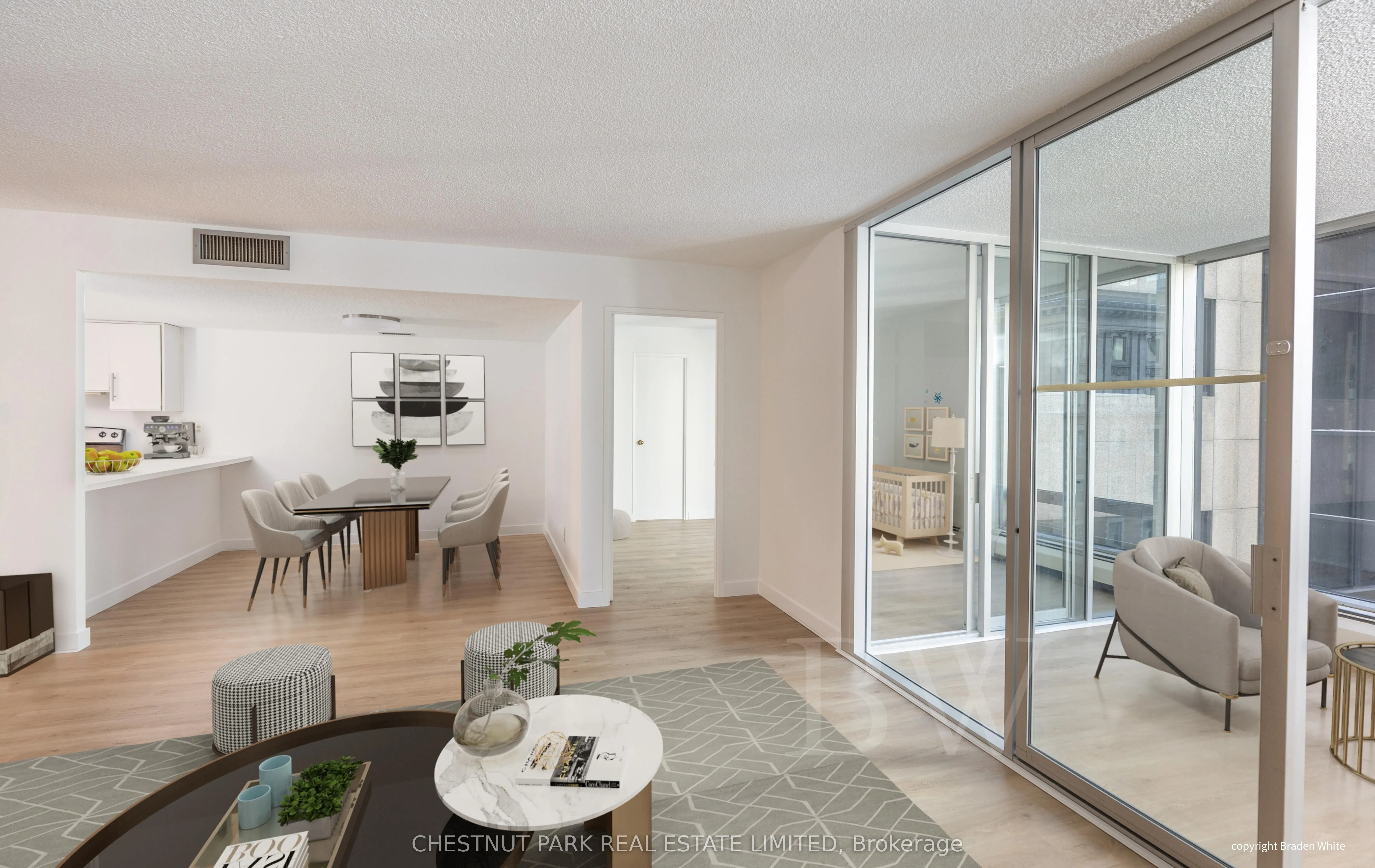 30 Wellington Street E, #6