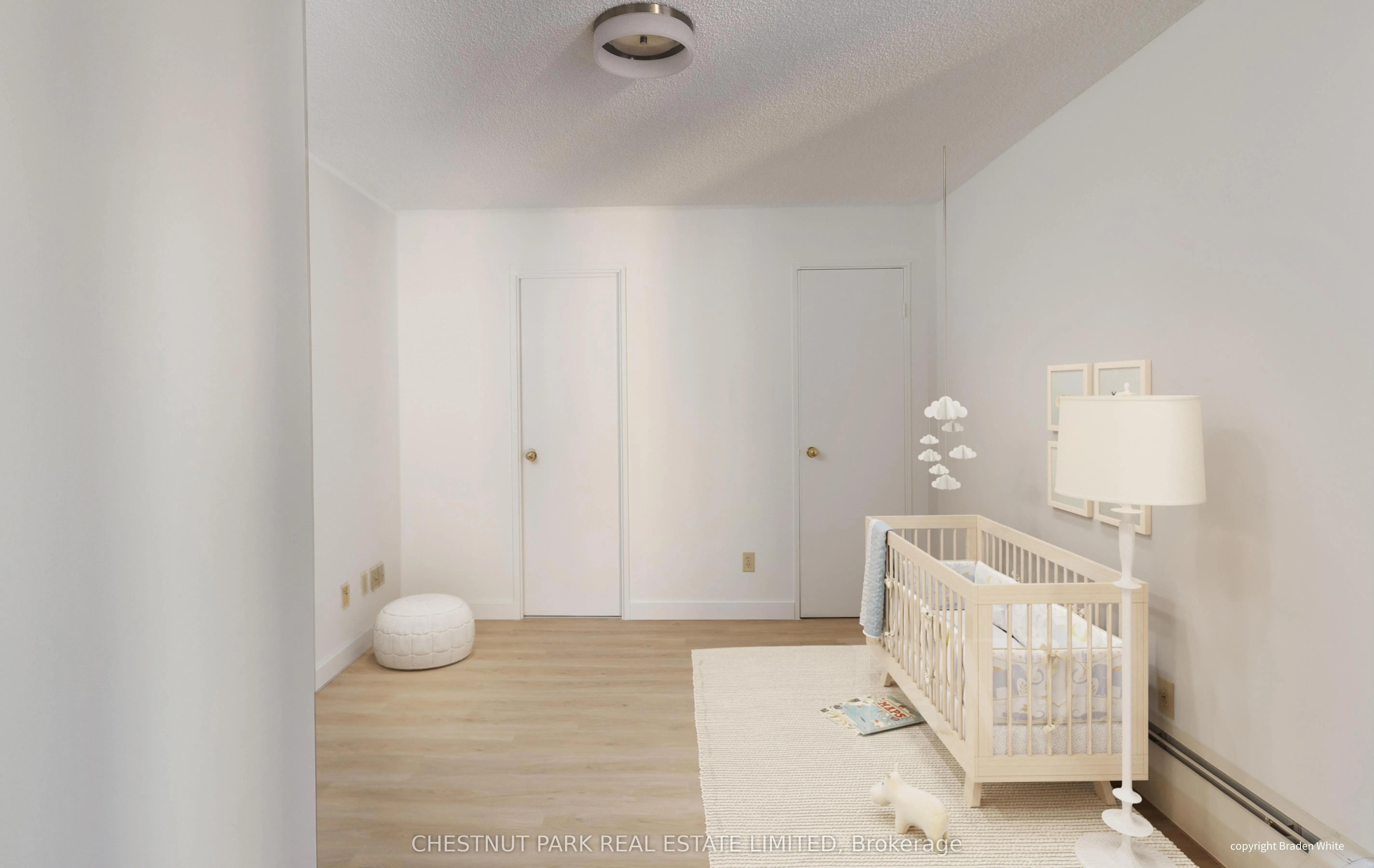 30 Wellington Street E, #6