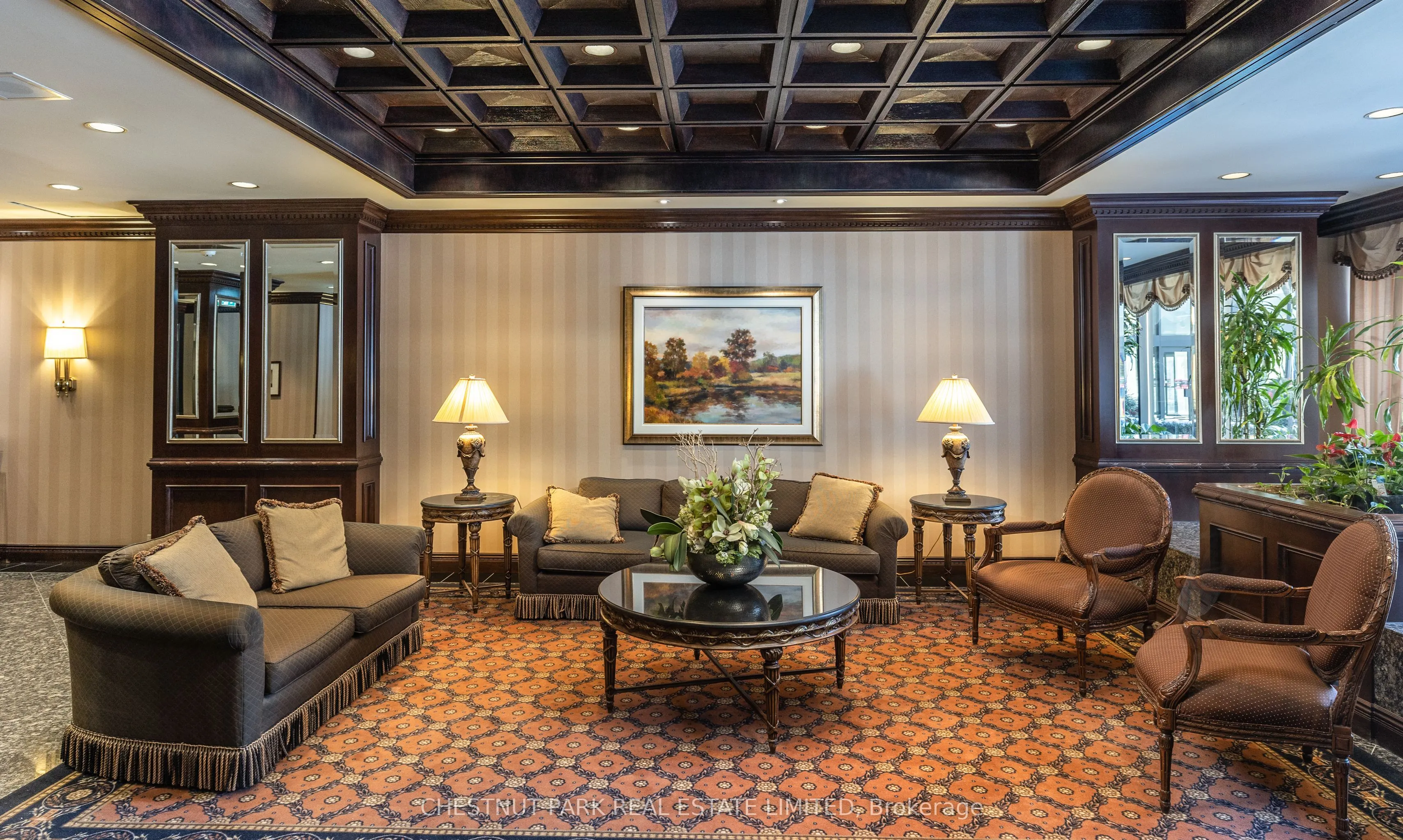 30 Wellington Street E, #6
