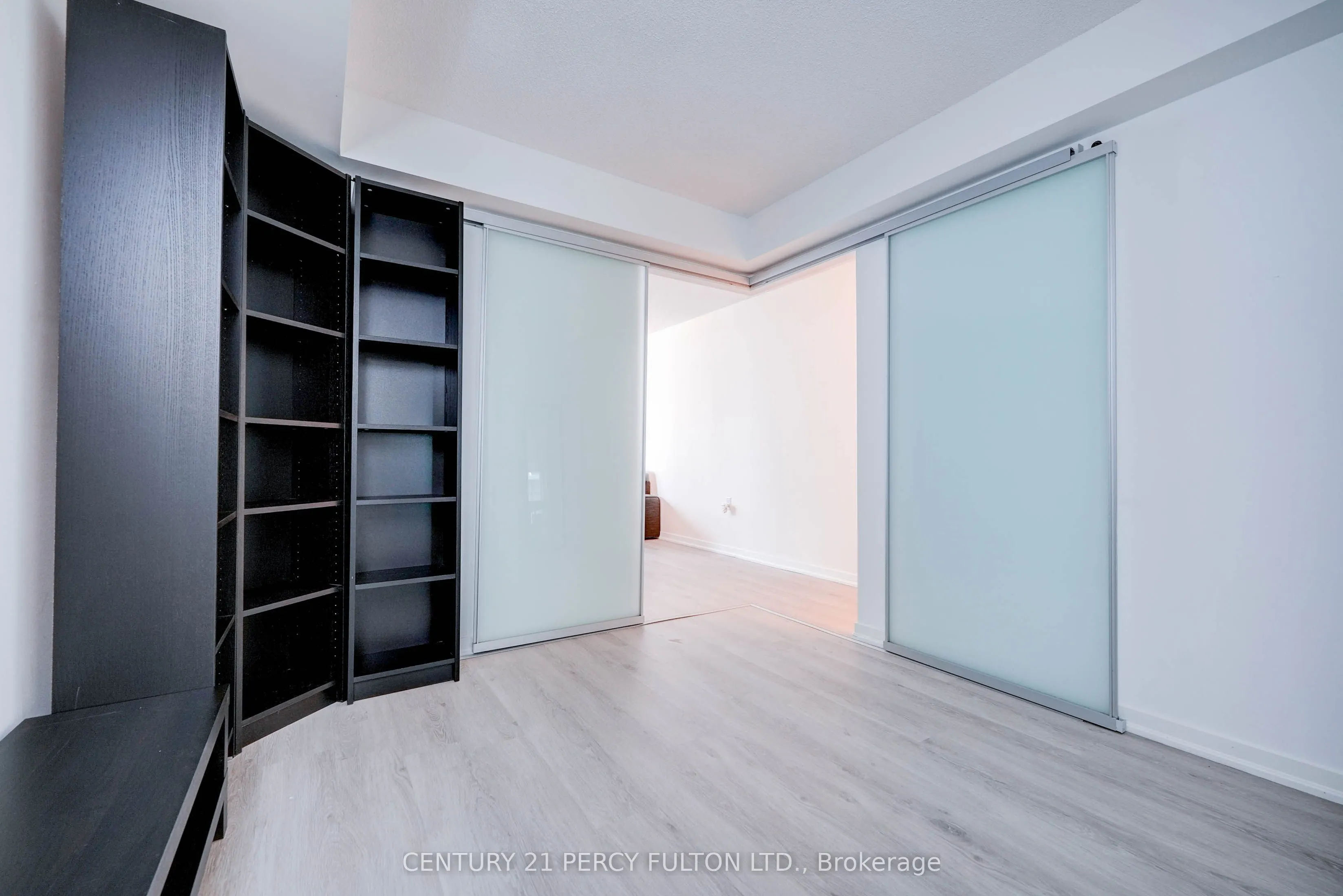 36 Lisgar Street, #209W