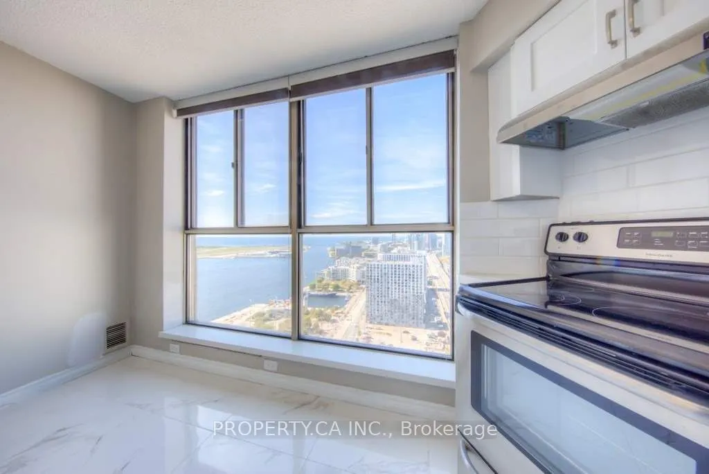 270 Queens Quay W, #3105