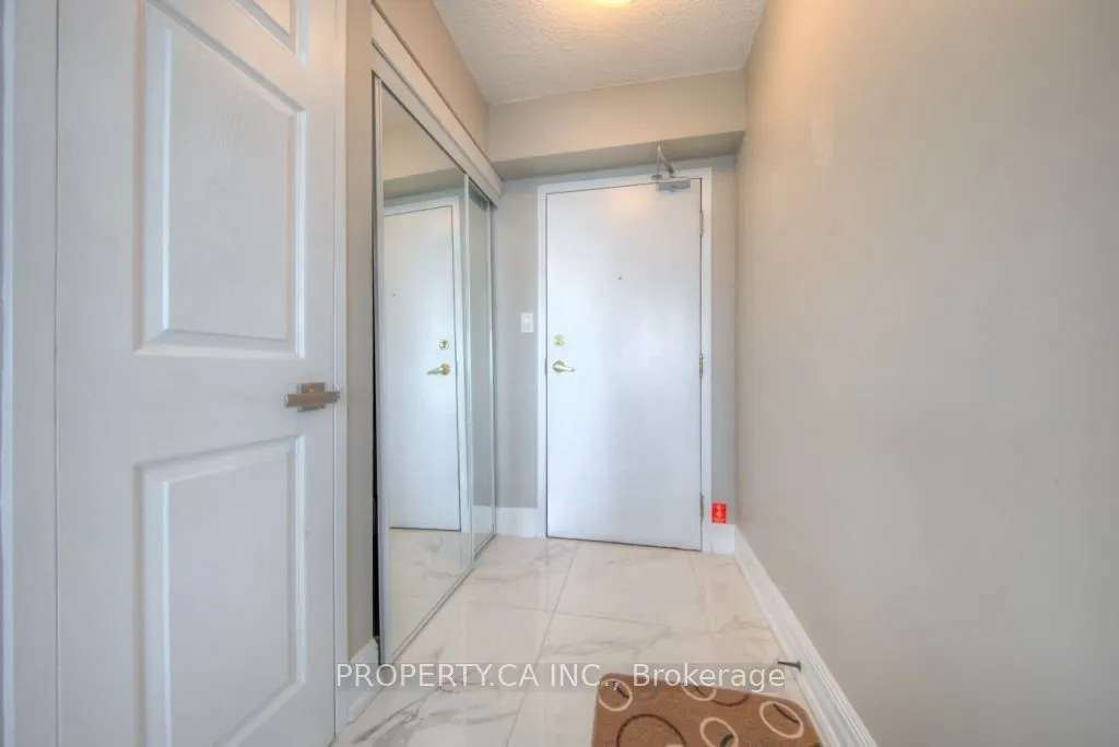 270 Queens Quay W, #3105