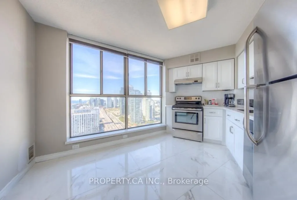 270 Queens Quay W, #3105