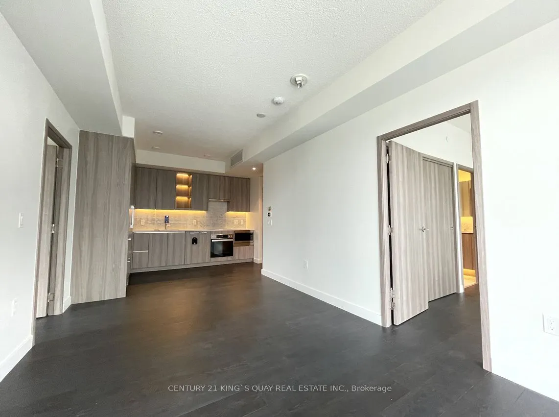 85 Mcmahon Drive, #1209