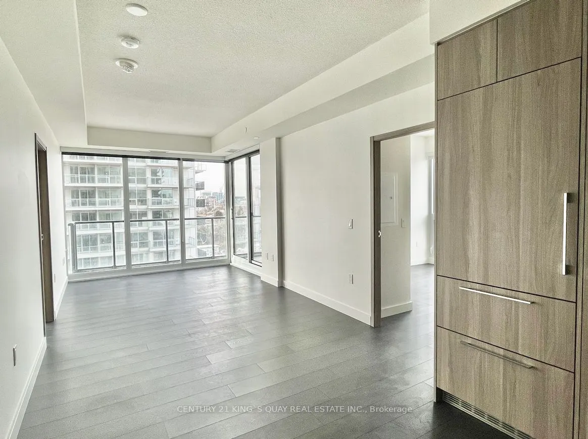 85 Mcmahon Drive, #1209