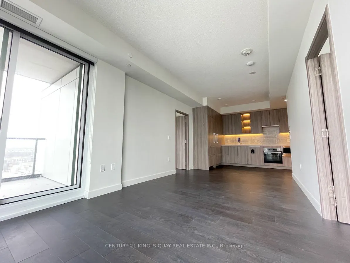85 Mcmahon Drive, #1209