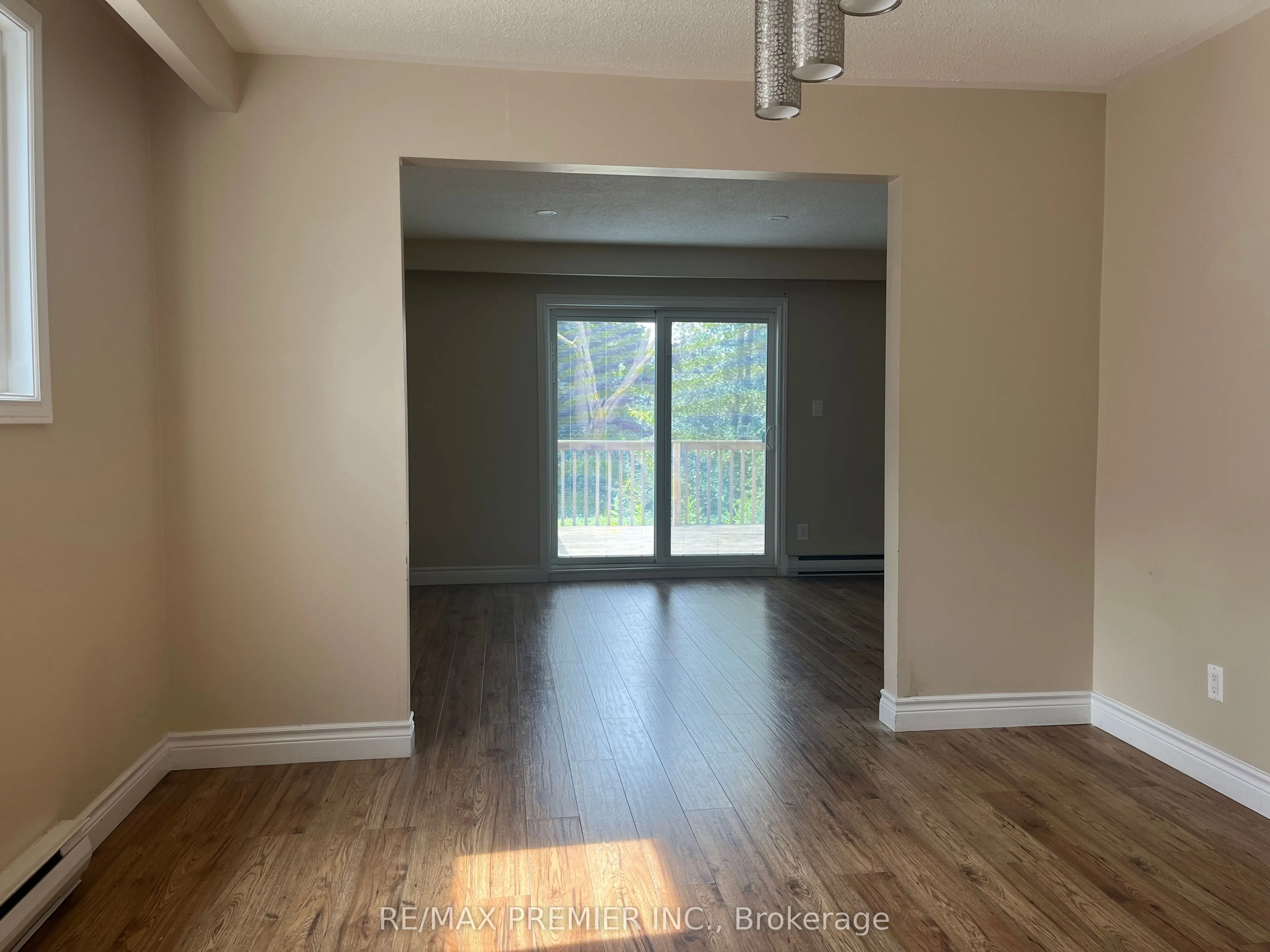82 Angus Drive, #Main
