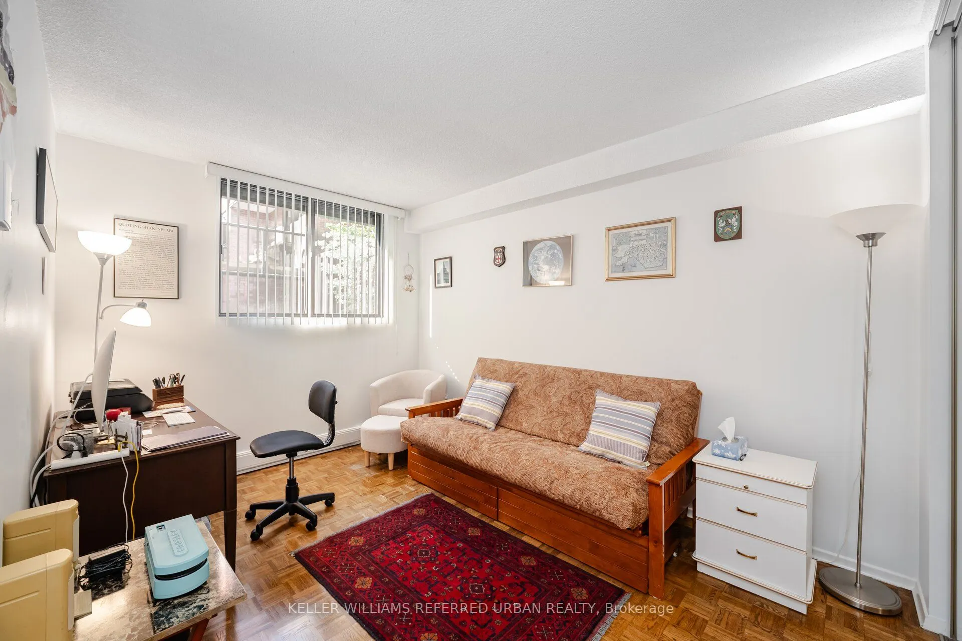 30 Glen Elm Avenue E, #109/209
