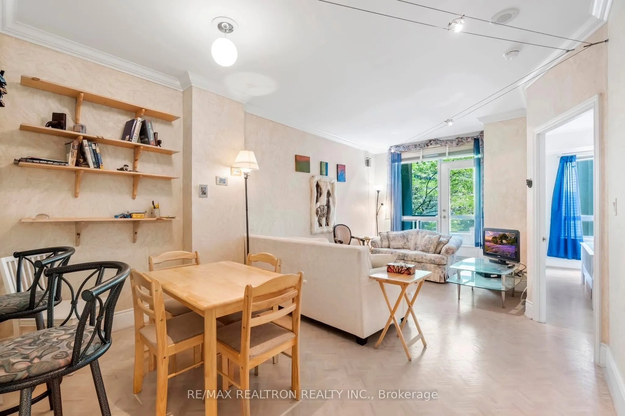 102 Bloor Street, #608