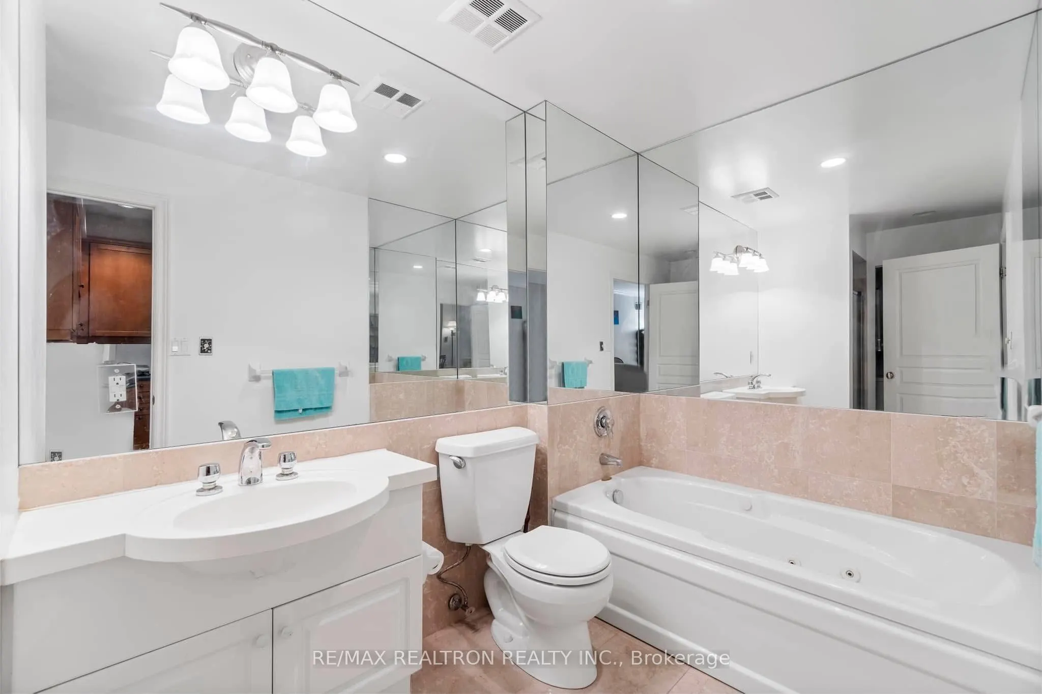 102 Bloor Street, #608