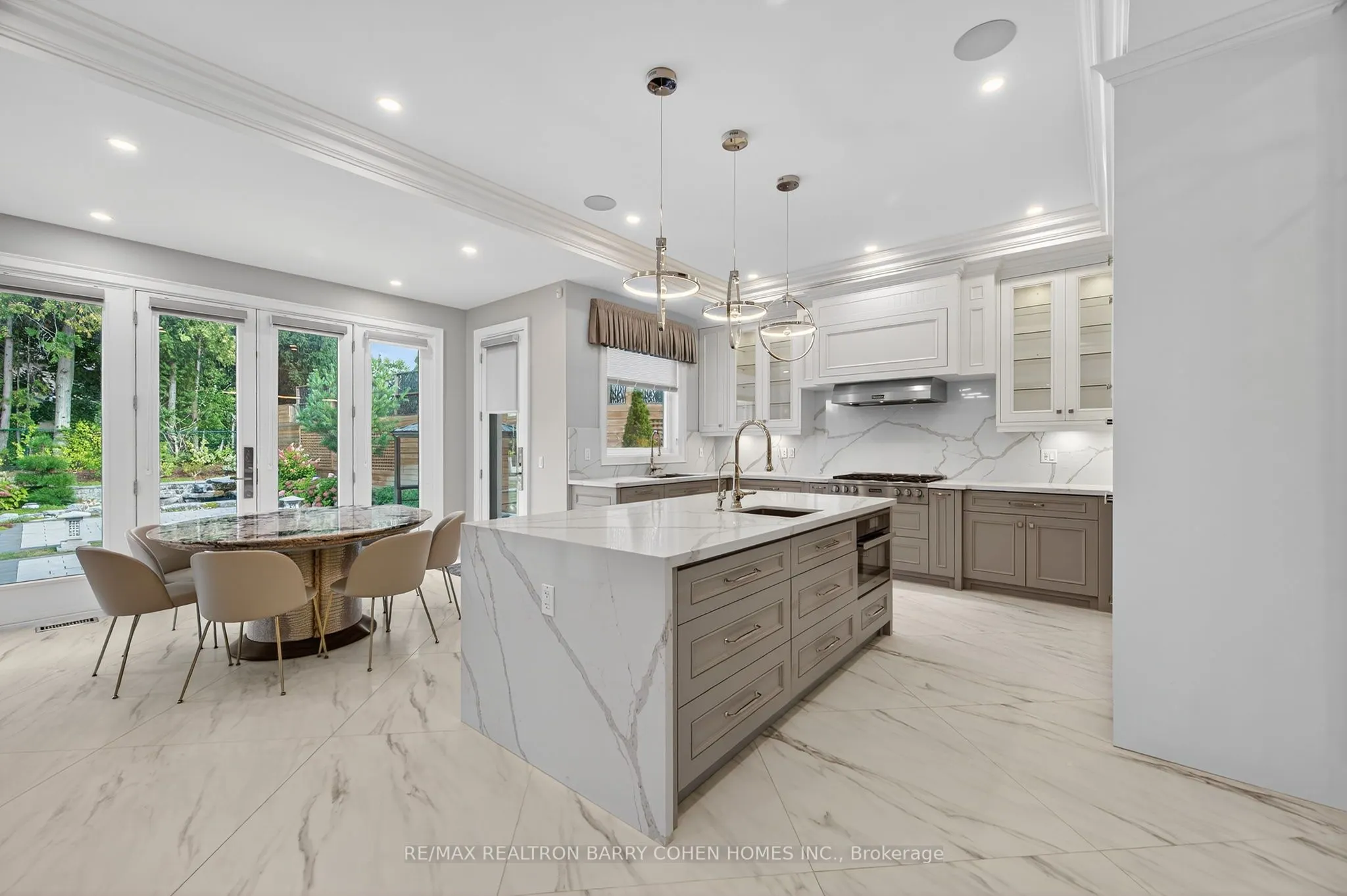 18 Suncrest Drive