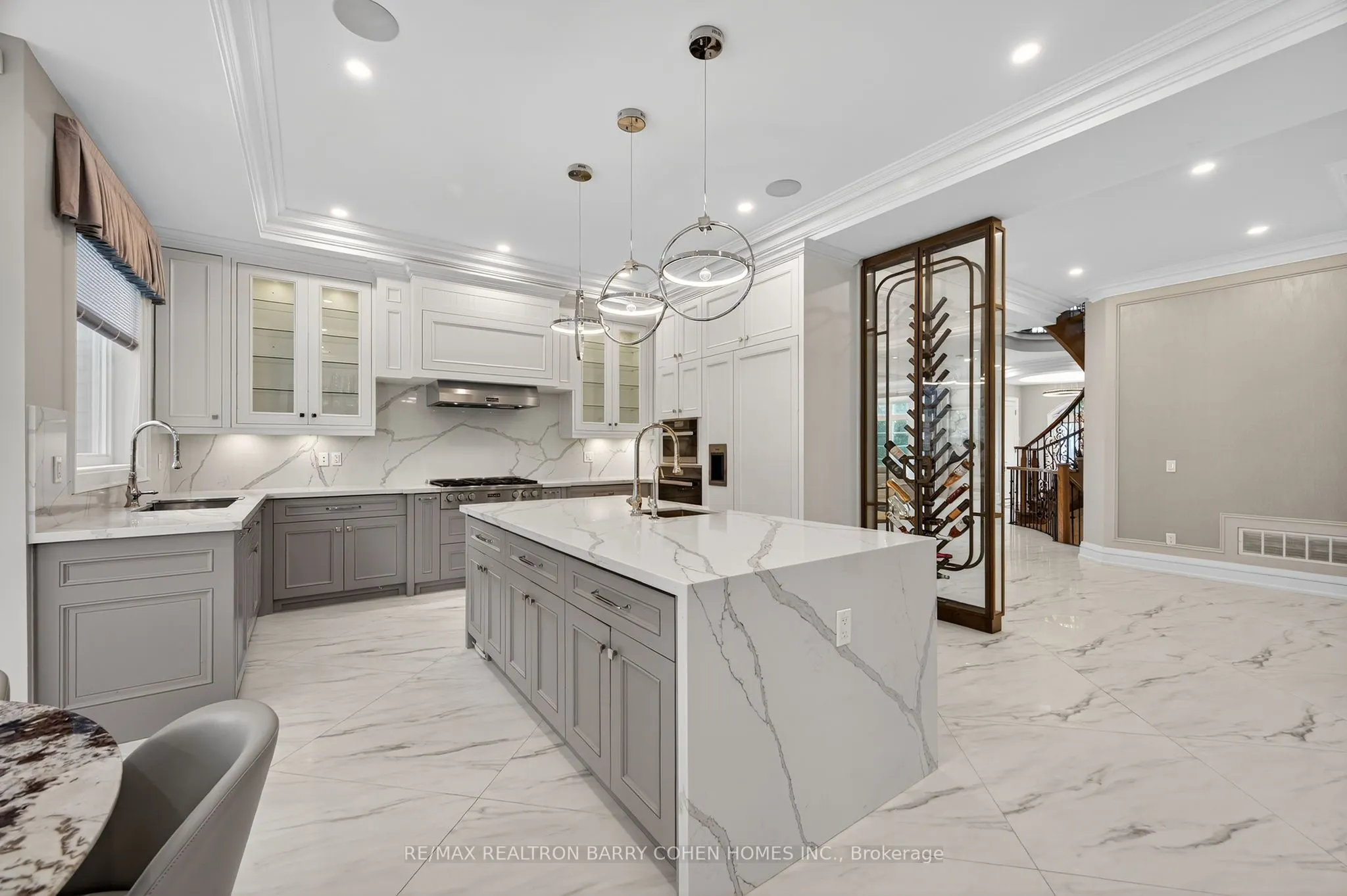 18 Suncrest Drive