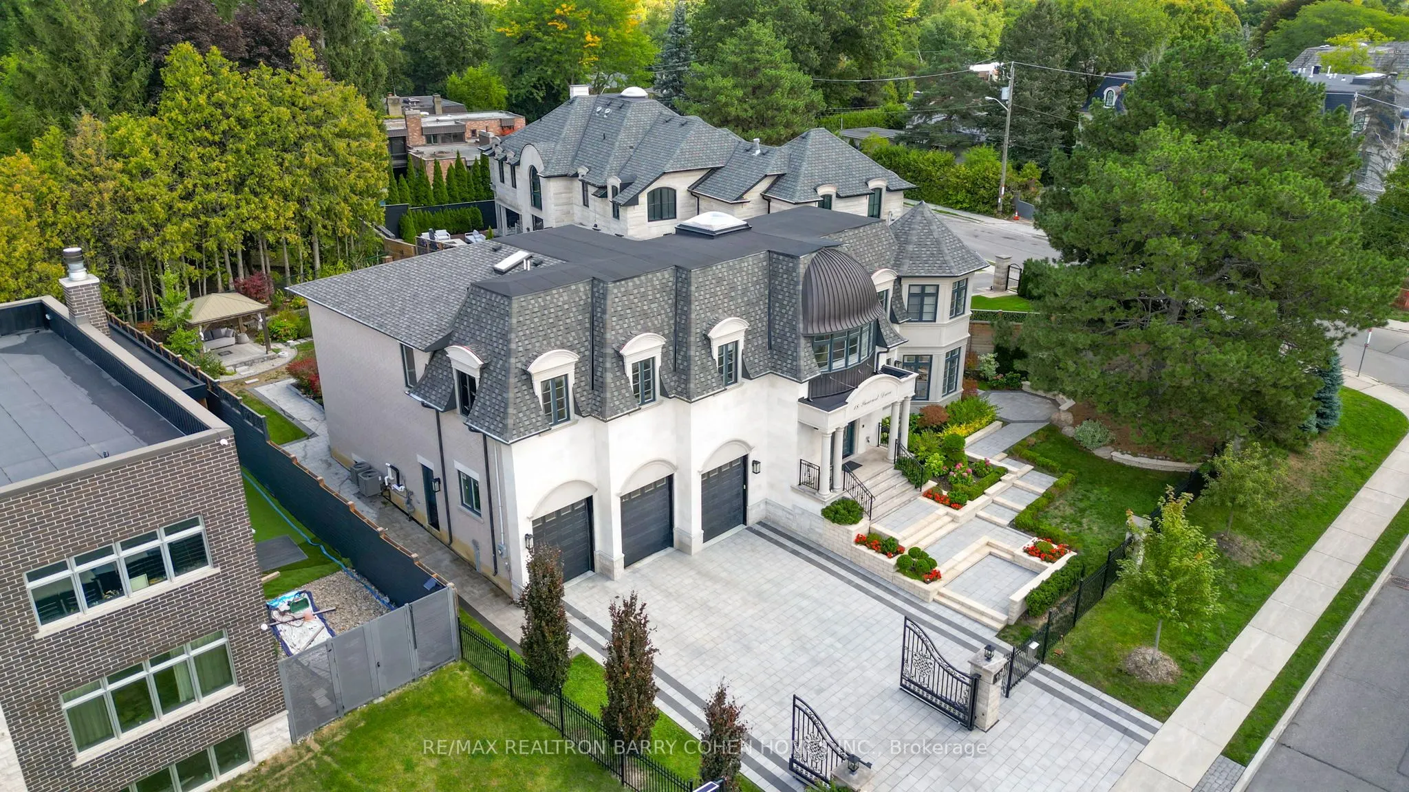 18 Suncrest Drive